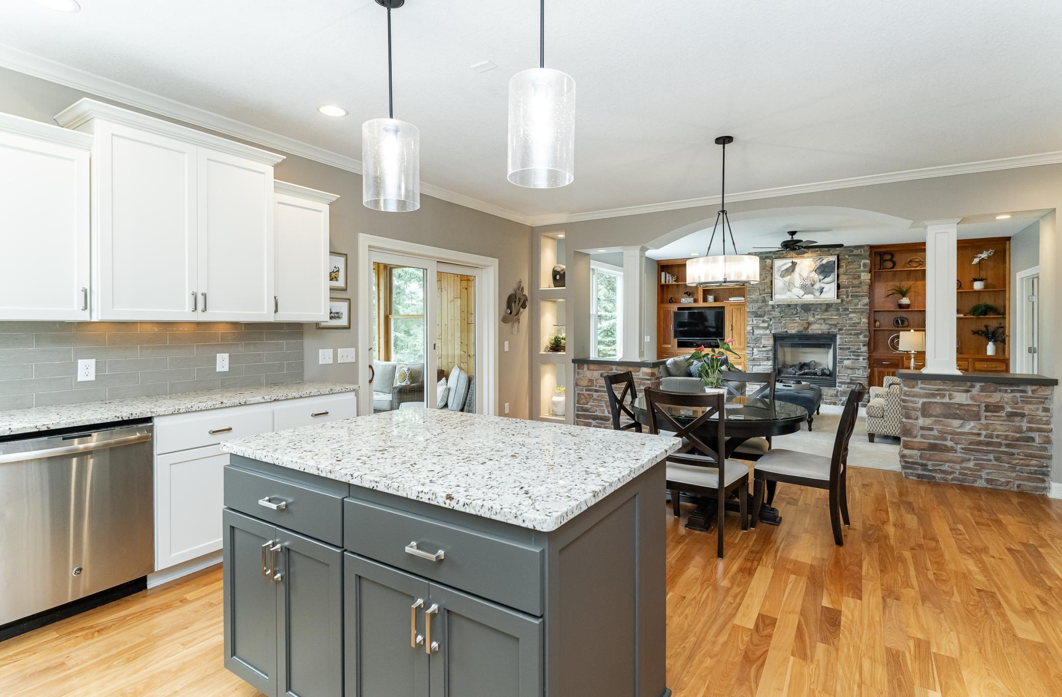 Rochester, Minnesota, 55902, United States, 6 Bedrooms Bedrooms, ,4 BathroomsBathrooms,Residential,Active,1888994