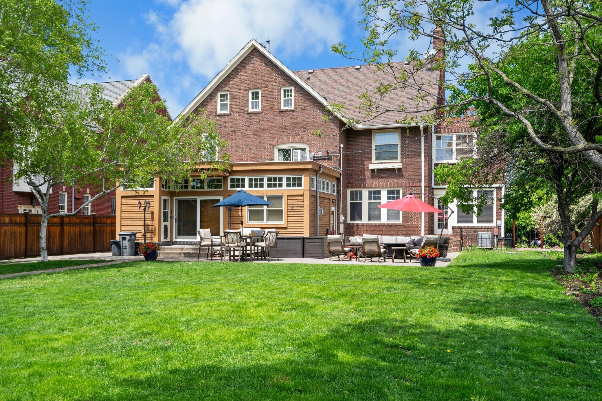 Saint Paul, Minnesota, 55105, United States, 6 Bedrooms Bedrooms, ,5 BathroomsBathrooms,Residential,Pending,2011867