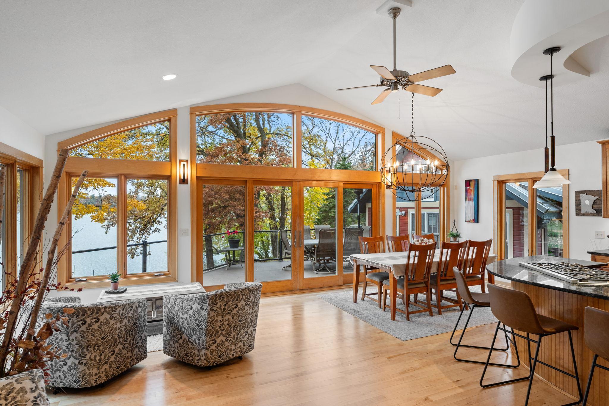 Arden Hills, Minnesota, 55112, United States, 4 Bedrooms Bedrooms, ,3 BathroomsBathrooms,Residential,Active,1973290