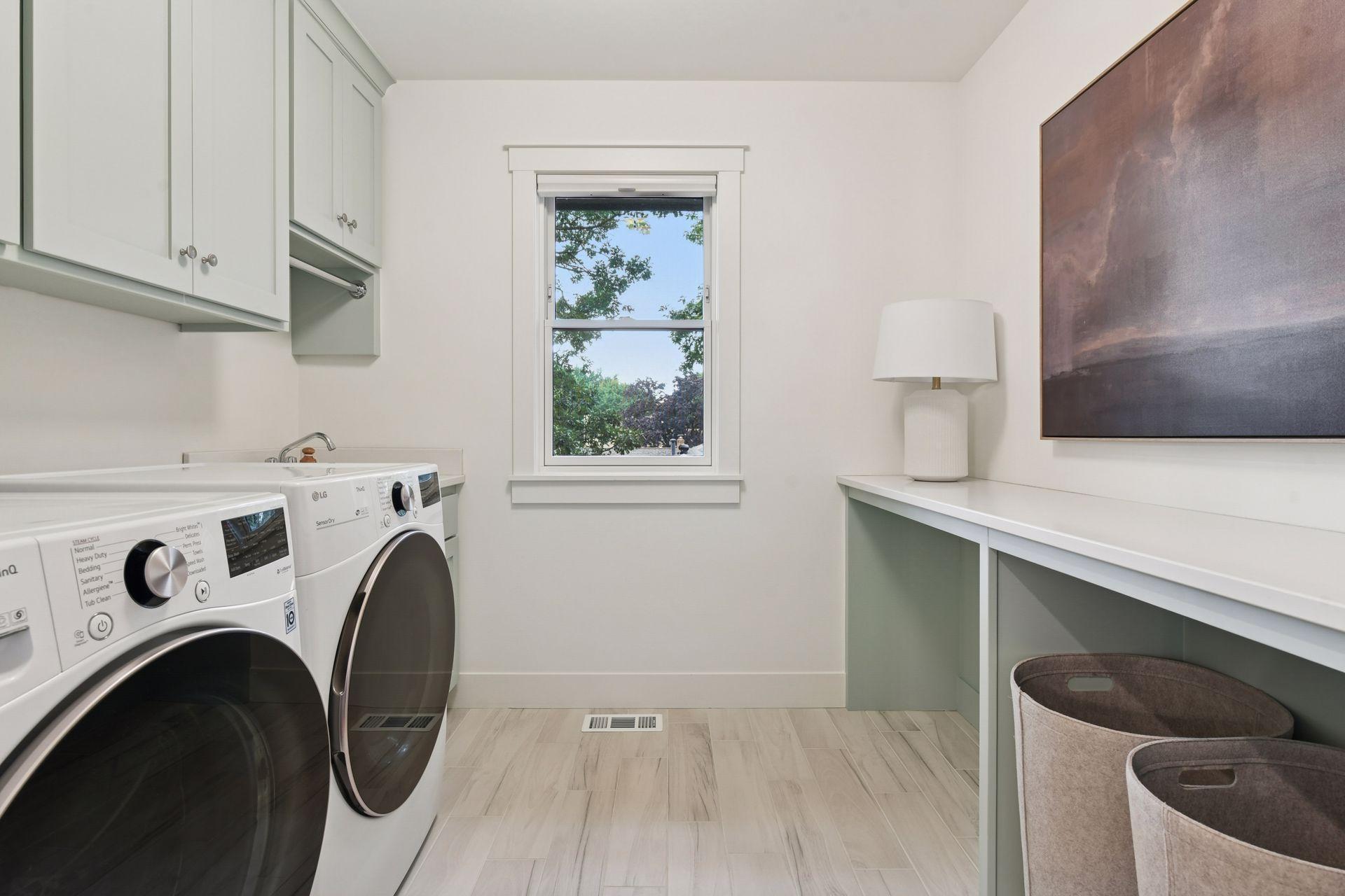 Edina, Minnesota, 55424, United States, 5 Bedrooms Bedrooms, ,5 BathroomsBathrooms,Residential,Active,1952315