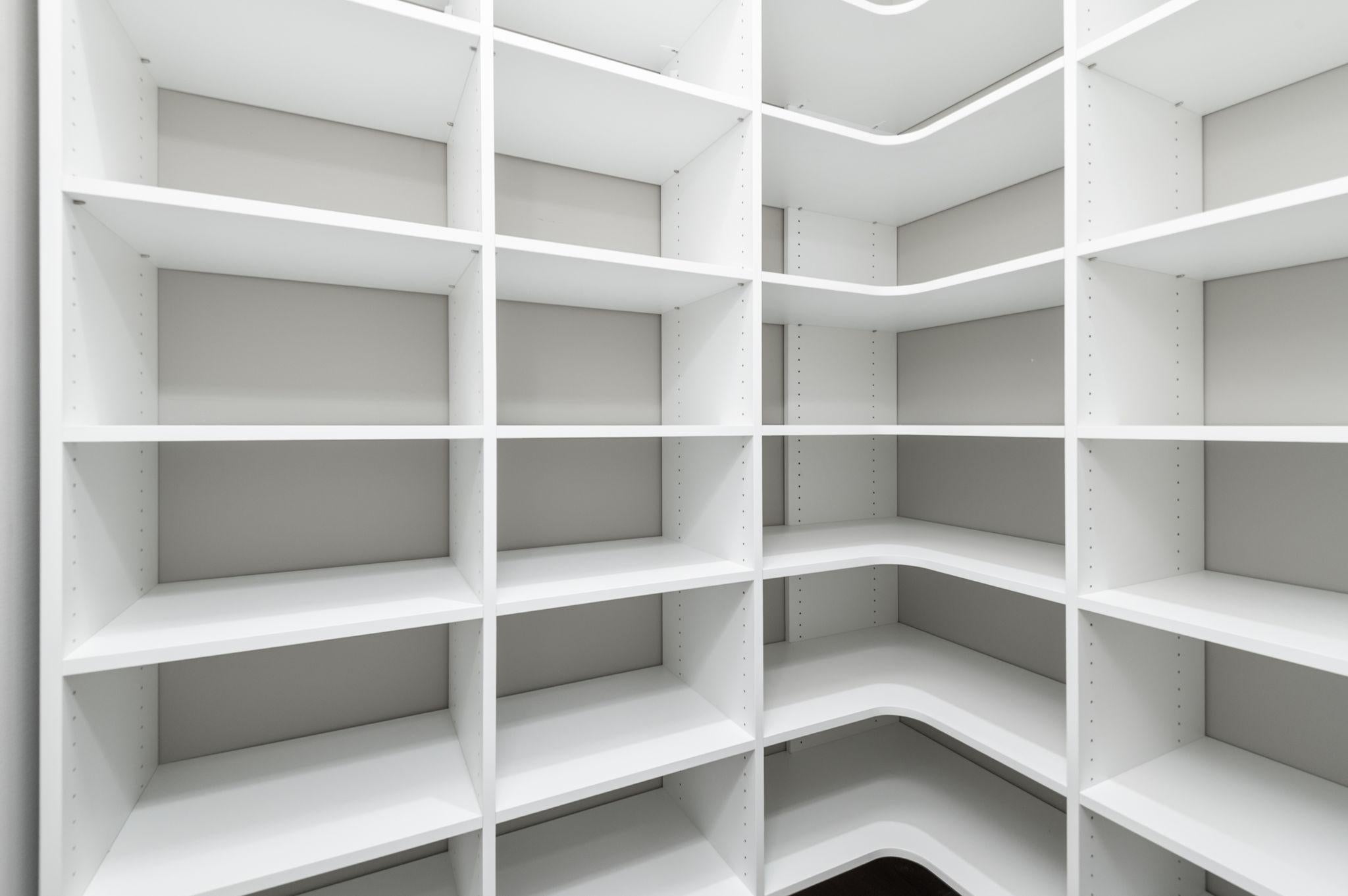 Minnetonka, Minnesota, 55345, United States, 5 Bedrooms Bedrooms, ,4 BathroomsBathrooms,Residential,Active,2025648