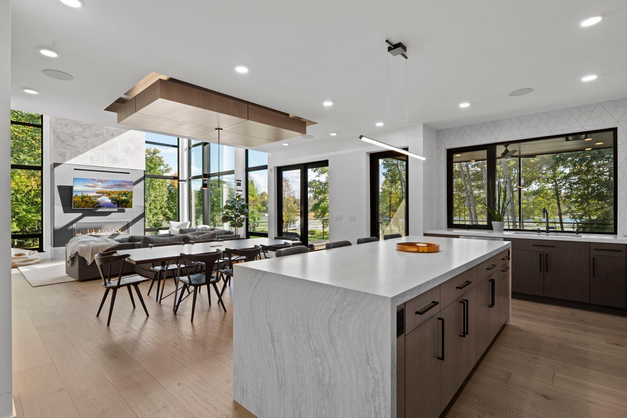 Shakopee, Minnesota, 55379, United States, 5 Bedrooms Bedrooms, ,5 BathroomsBathrooms,Residential,Active,1964254