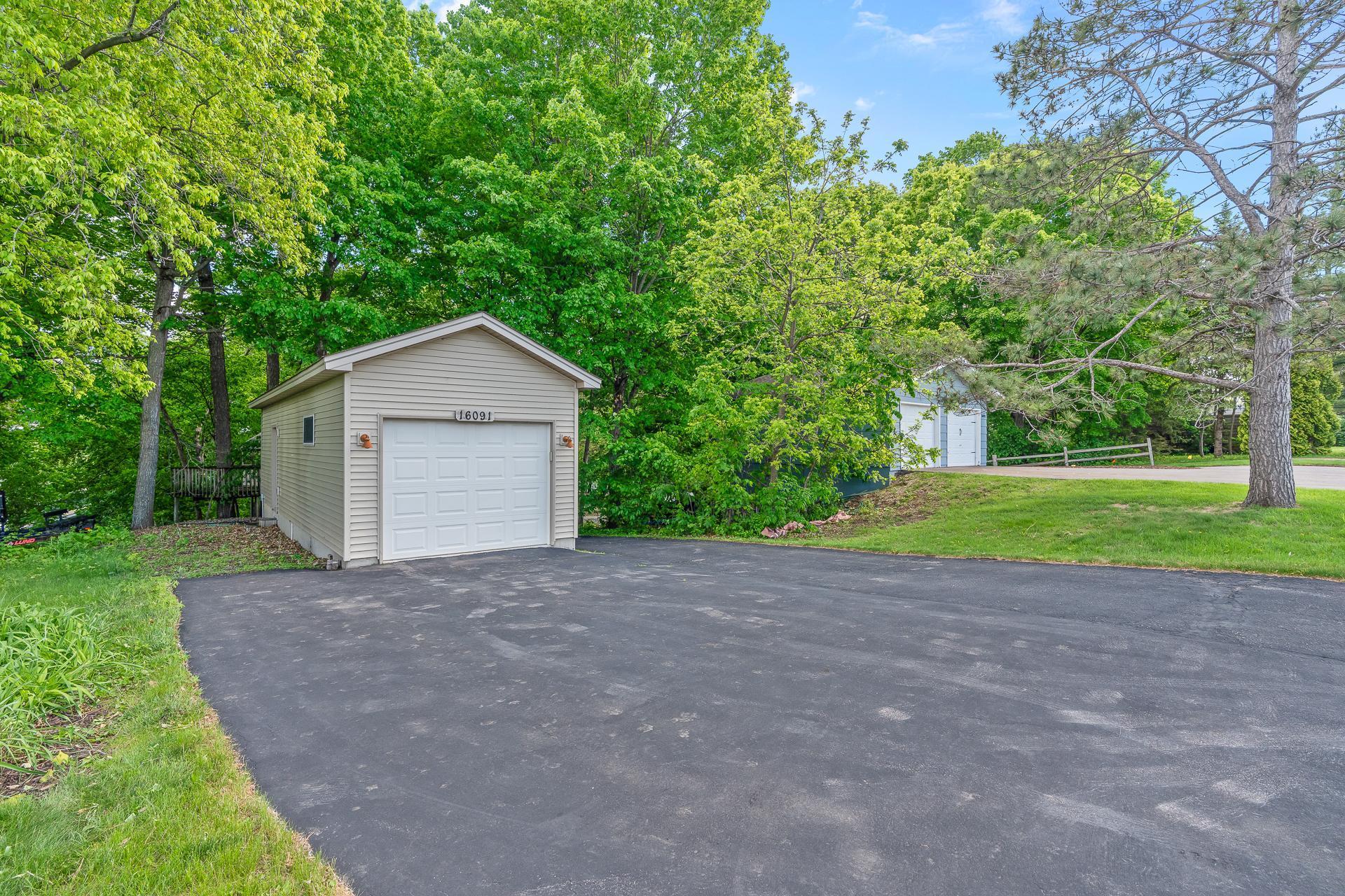 Prior Lake, Minnesota, 55372, United States, 4 Bedrooms Bedrooms, ,4 BathroomsBathrooms,Residential,Active,1995257