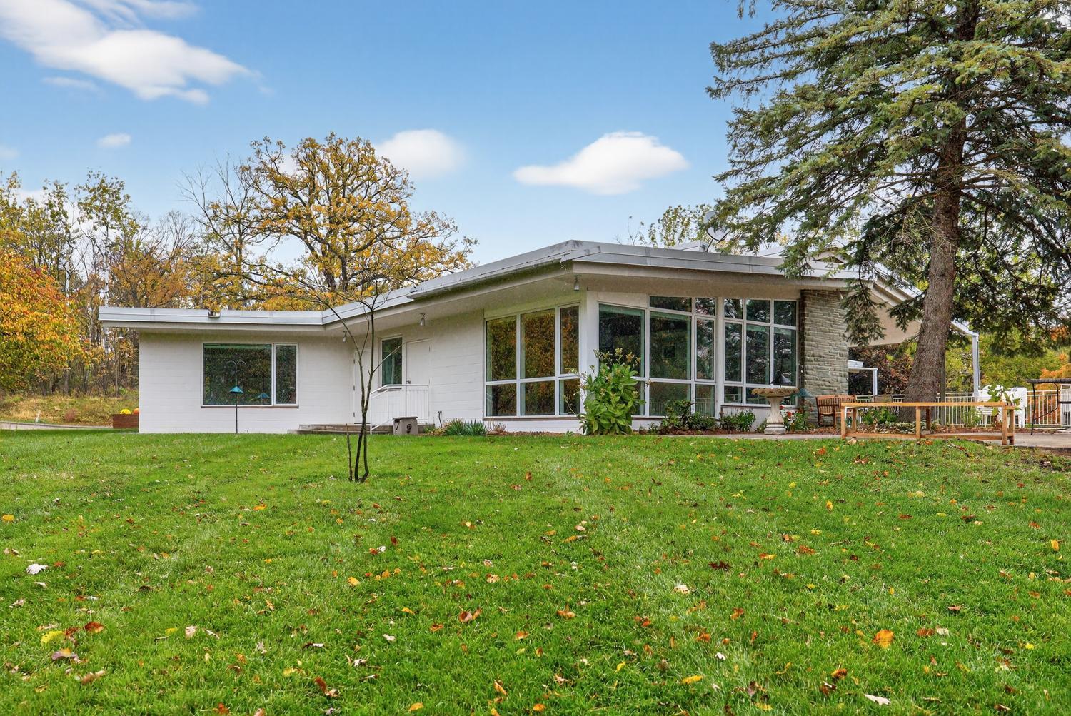 Rochester, Minnesota, 55902, United States, 10 Bedrooms Bedrooms, ,6 BathroomsBathrooms,Residential,Active,1970931