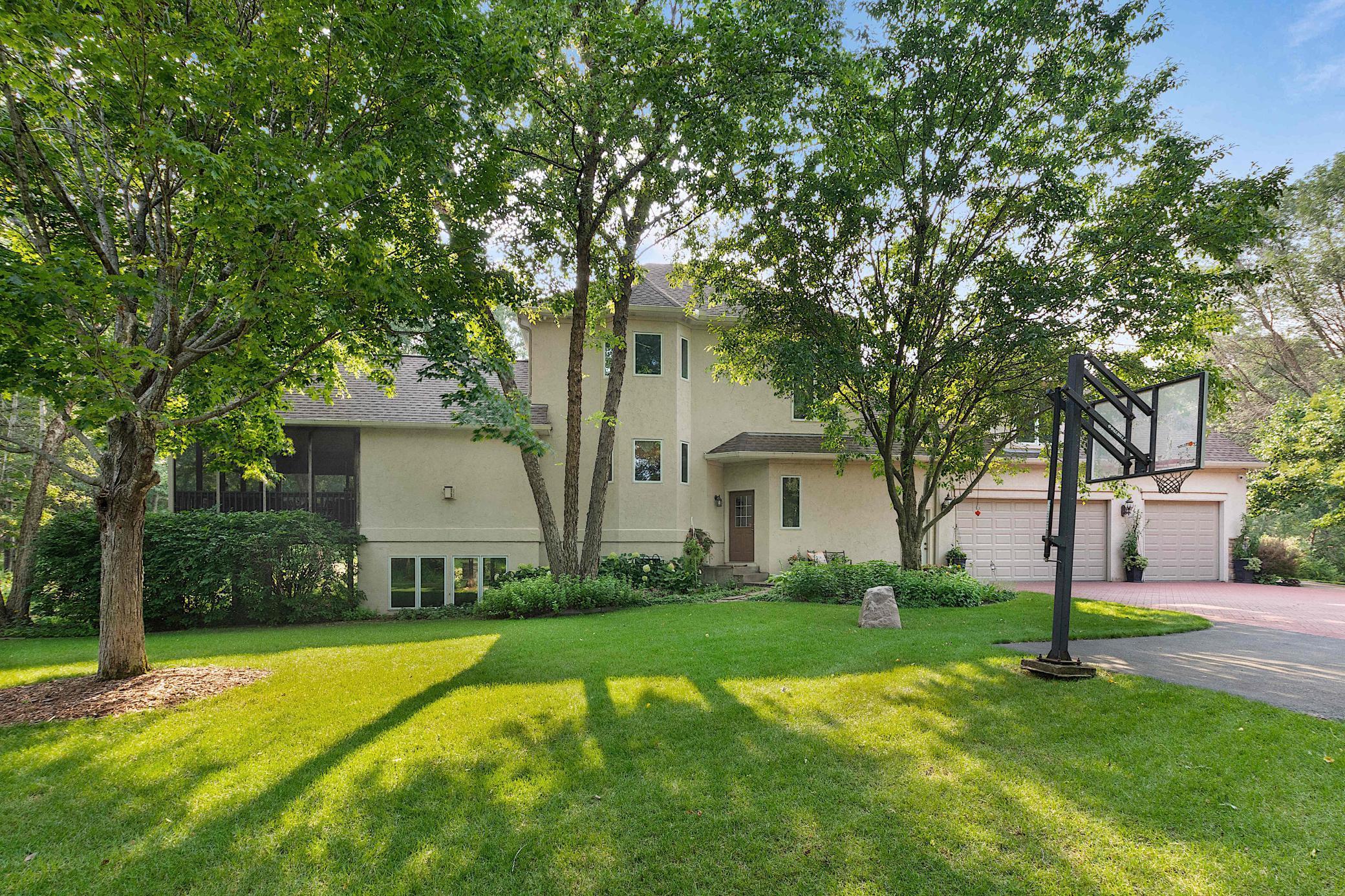 Stillwater, Minnesota, 55082, United States, 6 Bedrooms Bedrooms, ,5 BathroomsBathrooms,Residential,Active,1834479