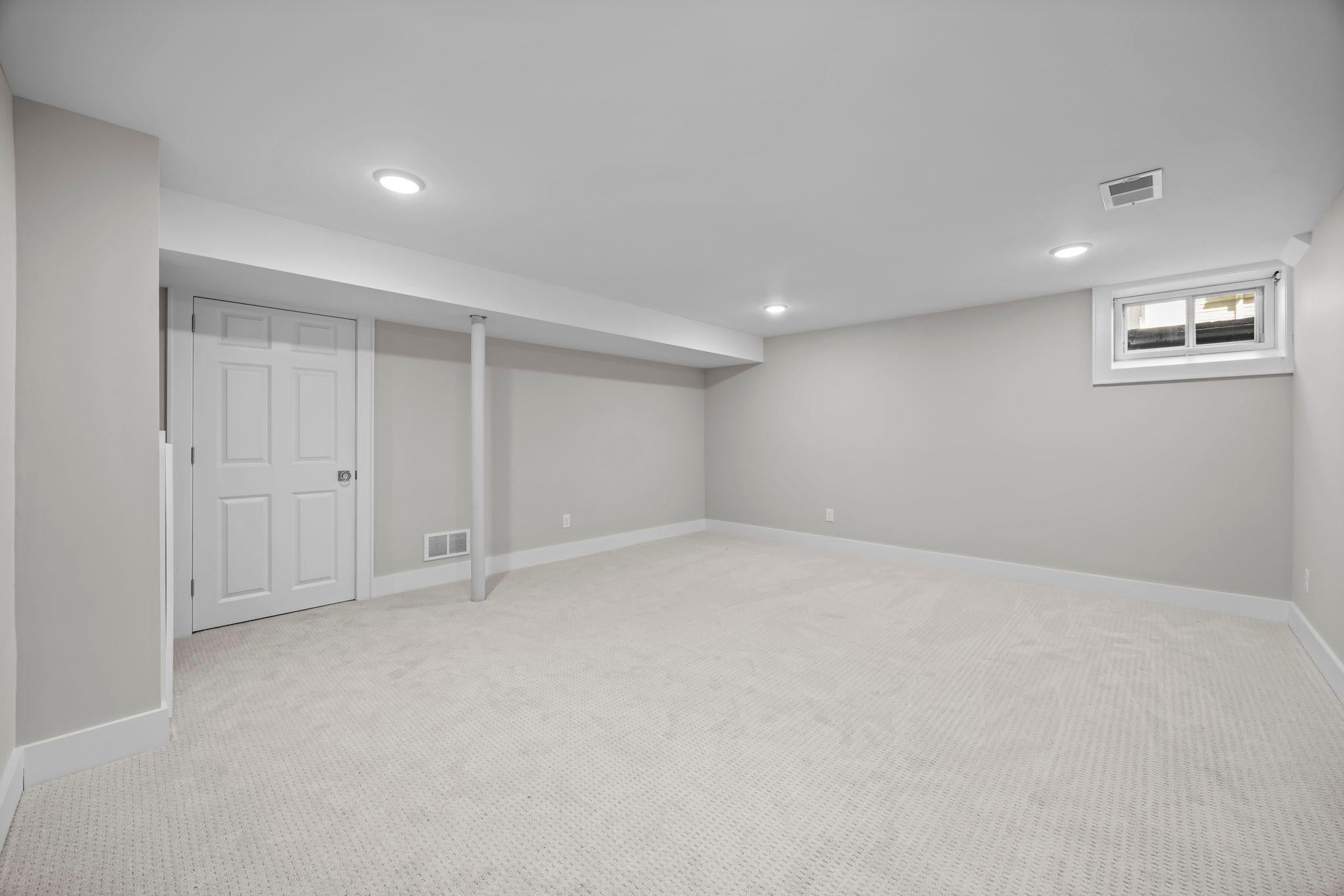 Minneapolis, Minnesota, 55435, United States, 5 Bedrooms Bedrooms, ,5 BathroomsBathrooms,Residential,Active,1944270