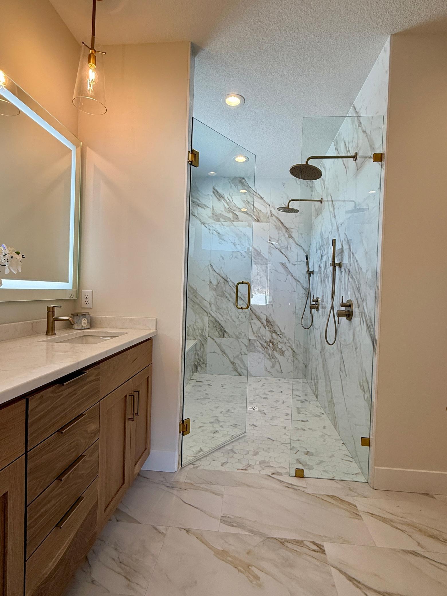 Rochester, Minnesota, 55901, United States, 5 Bedrooms Bedrooms, ,3 BathroomsBathrooms,Residential,Active,2007109