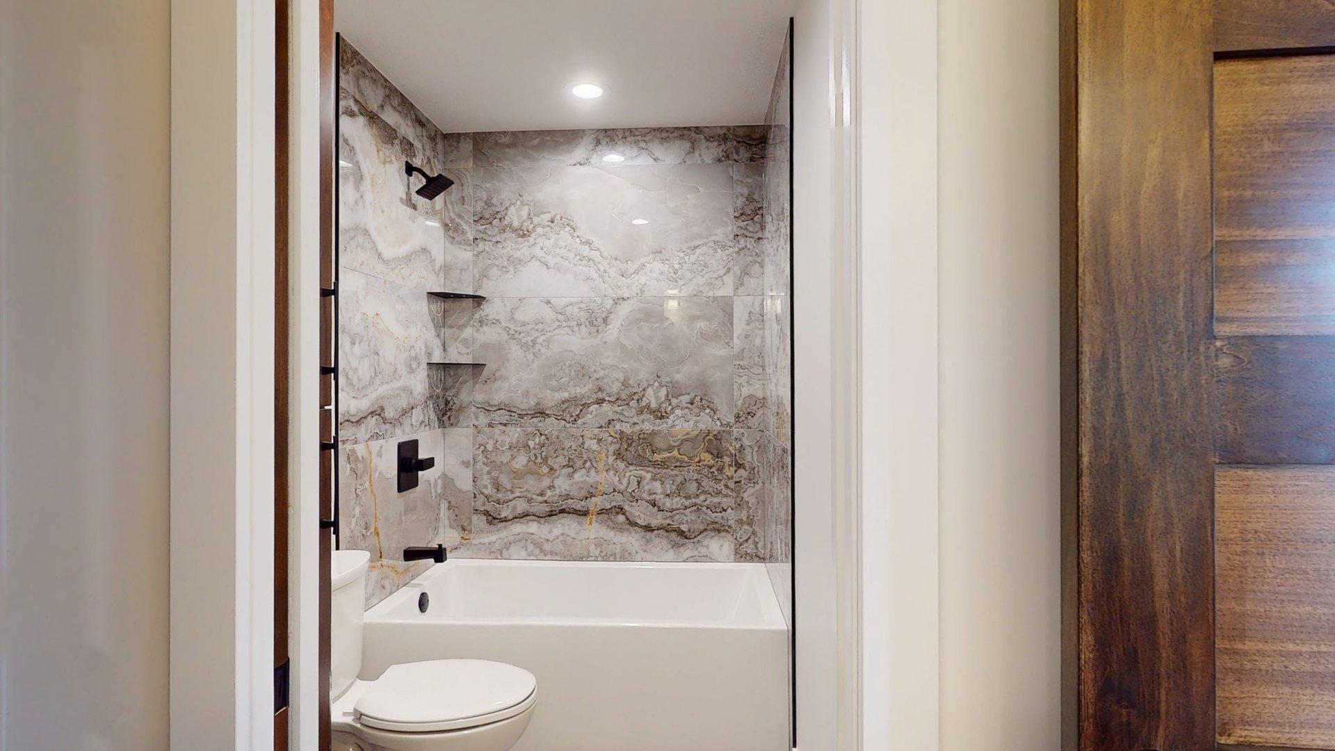 Rochester, Minnesota, 55901, United States, ,4 BathroomsBathrooms,Residential,Active,1853238