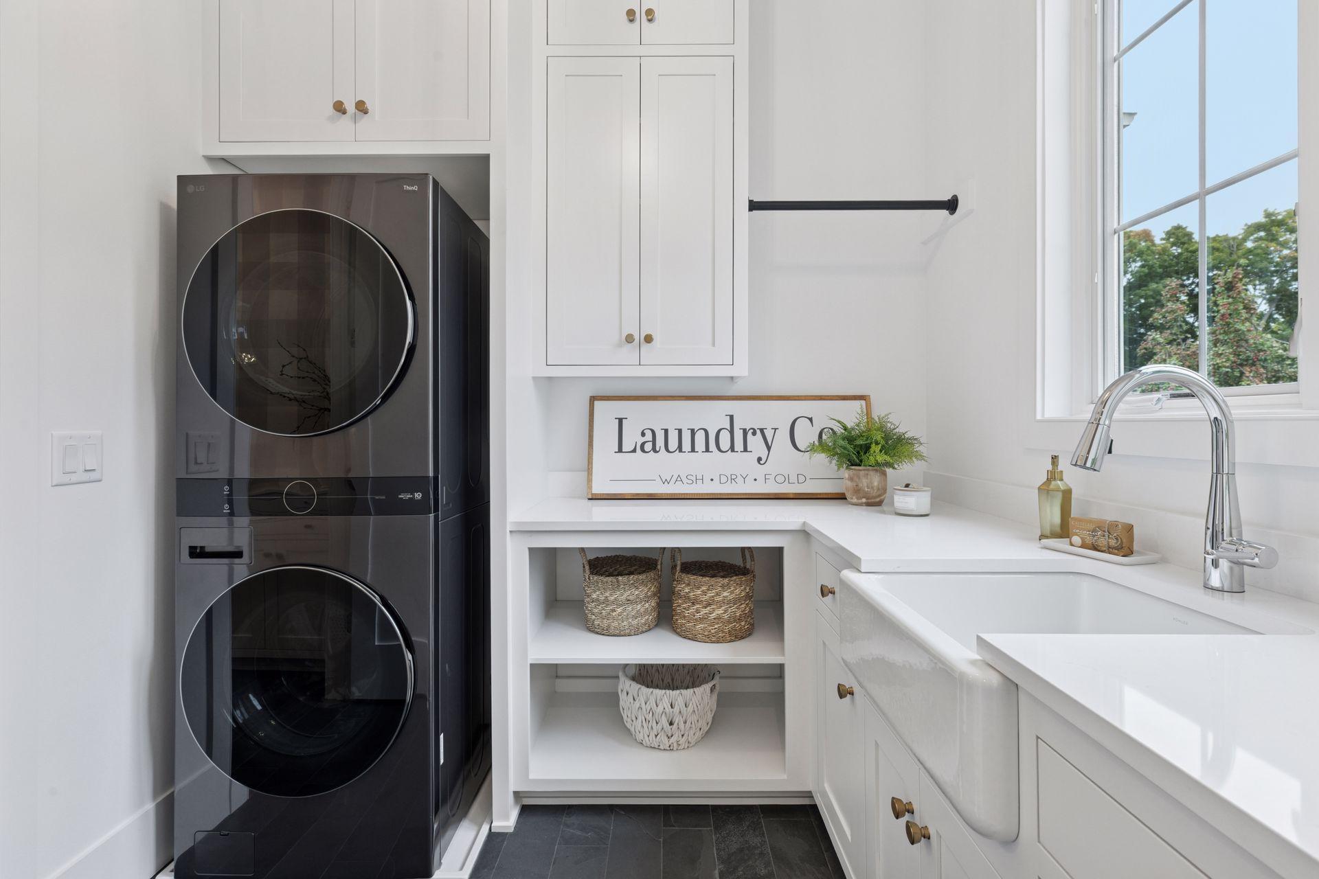 Greenwood, Minnesota, 55331, United States, 5 Bedrooms Bedrooms, ,6 BathroomsBathrooms,Residential,Active,1985876