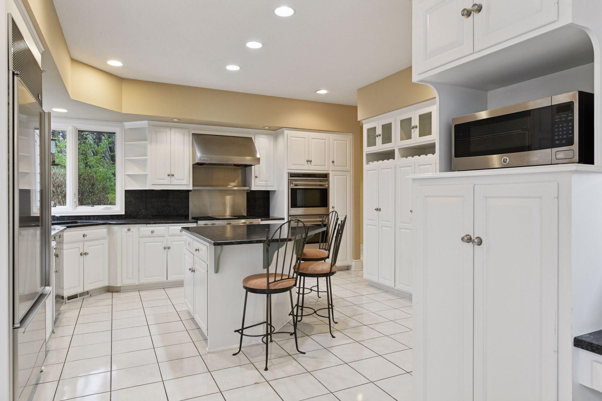 Excelsior, Minnesota, 55331, United States, 4 Bedrooms Bedrooms, ,4 BathroomsBathrooms,Residential,Active,1996287