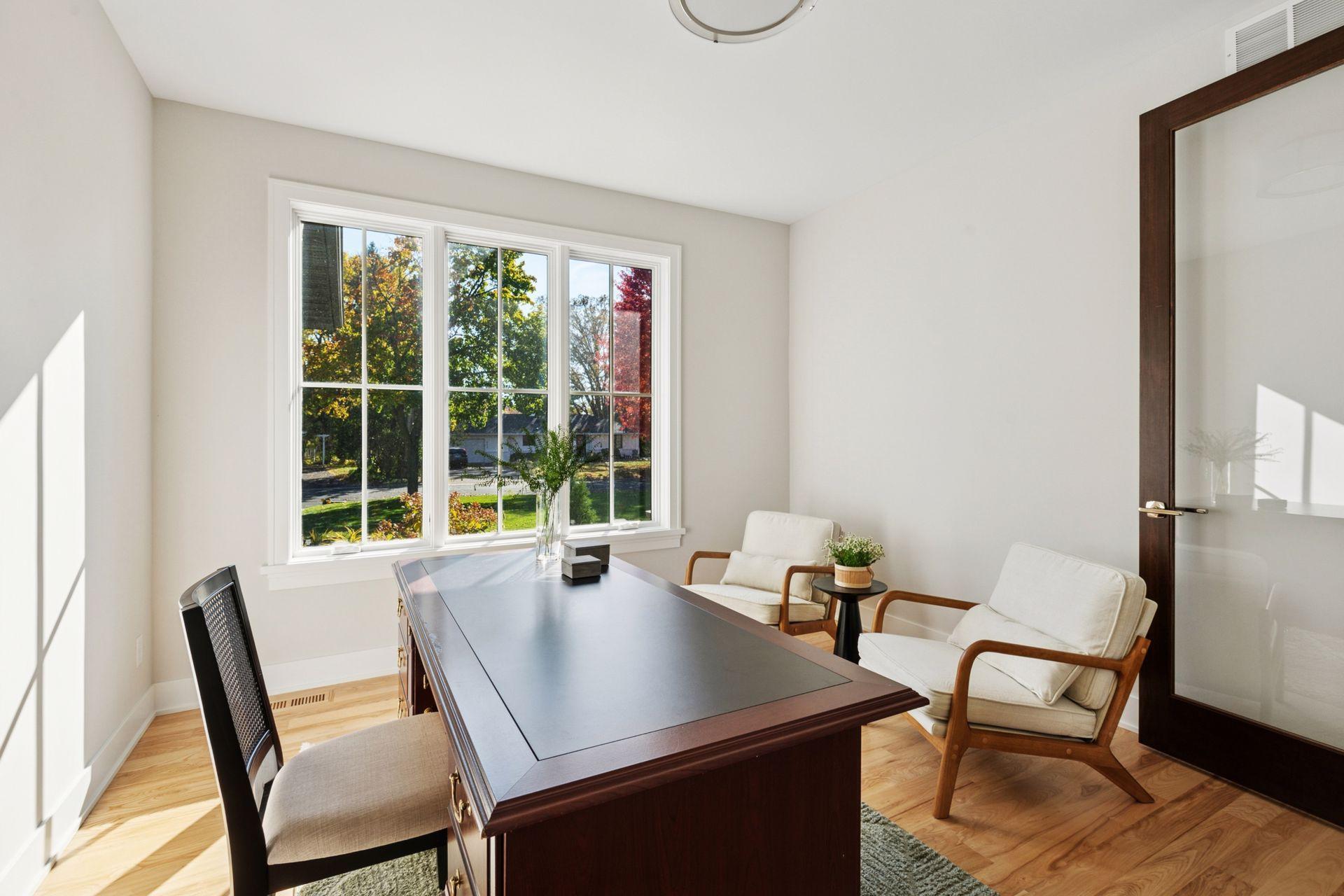 Saint Paul, Minnesota, 55118, United States, 4 Bedrooms Bedrooms, ,4 BathroomsBathrooms,Residential,Active,1973547