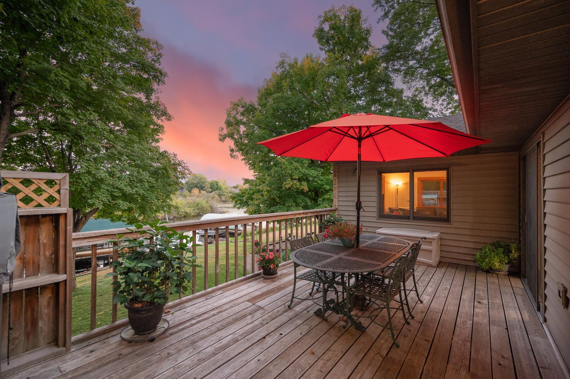 Excelsior, Minnesota, 55331, United States, 4 Bedrooms Bedrooms, ,5 BathroomsBathrooms,Residential,Active,2017105