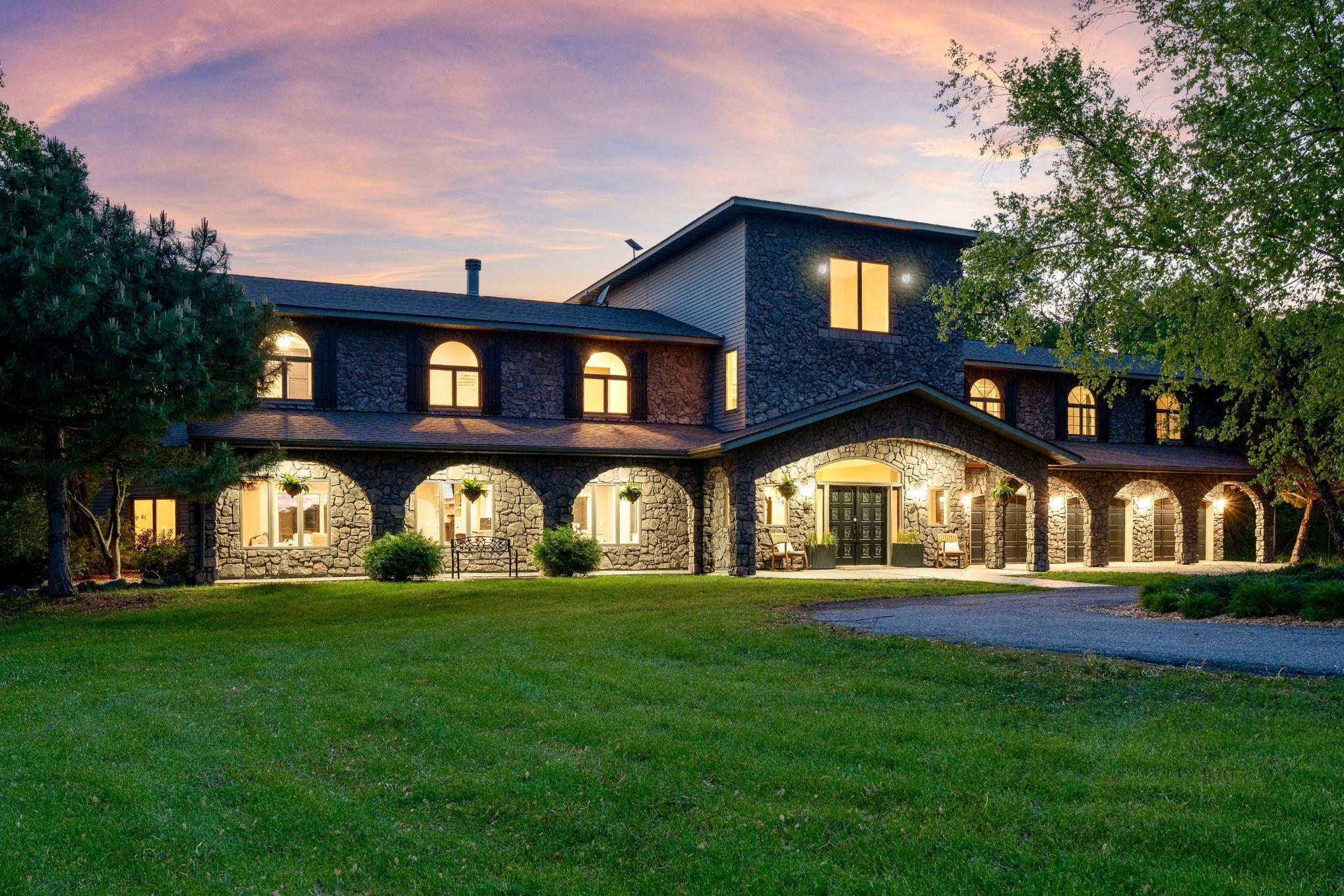 Elysian, Minnesota, 56028, United States, 6 Bedrooms Bedrooms, ,6 BathroomsBathrooms,Residential,Active,1831792