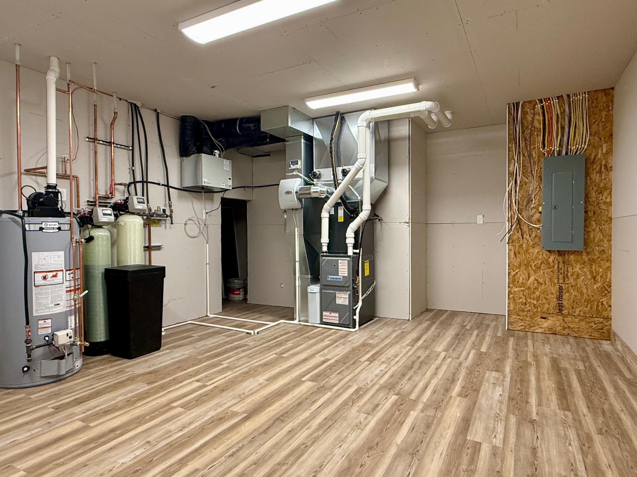 Rochester, Minnesota, 55901, United States, 5 Bedrooms Bedrooms, ,3 BathroomsBathrooms,Residential,Active,2007109