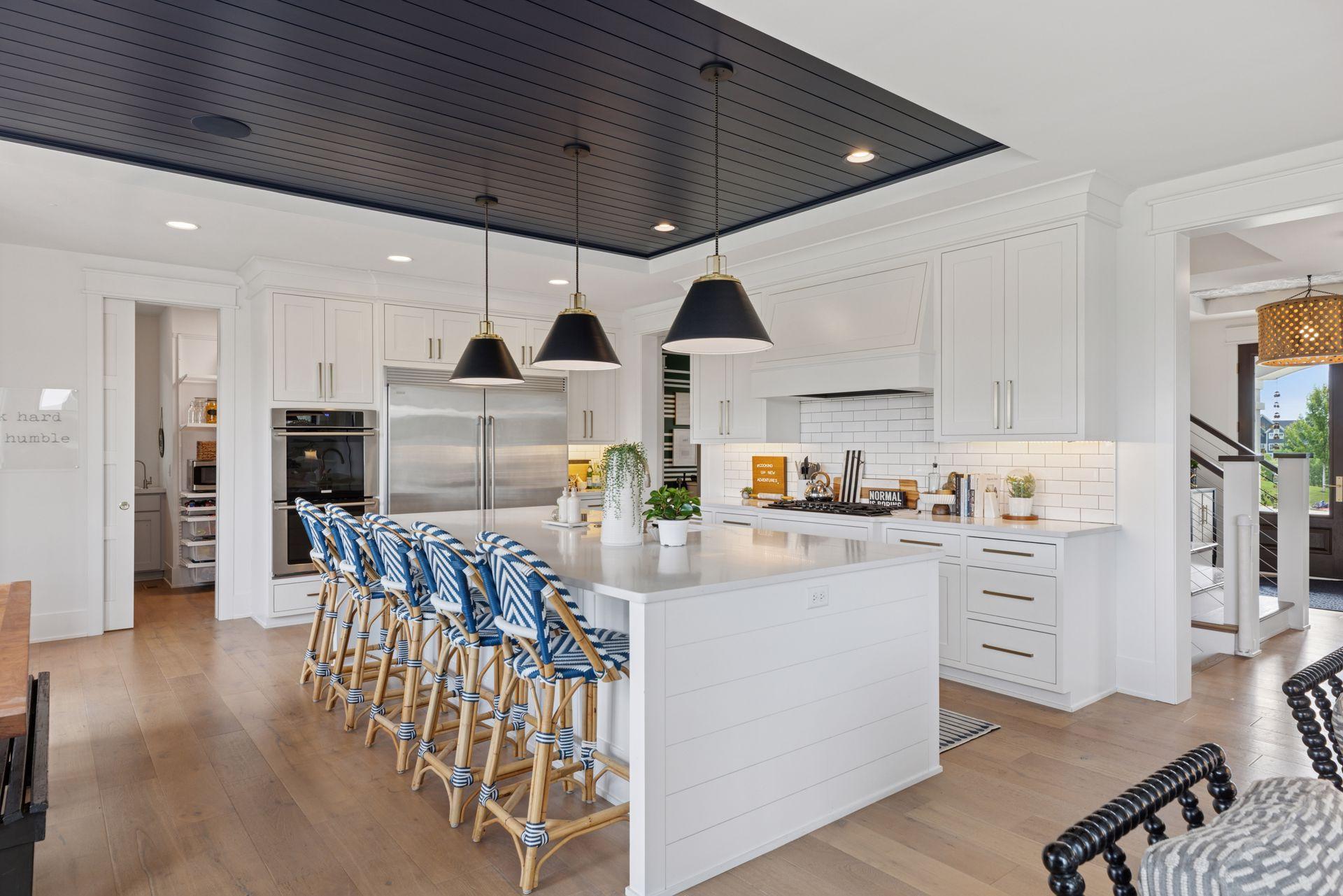 Woodbury, Minnesota, 55129, United States, 6 Bedrooms Bedrooms, ,6 BathroomsBathrooms,Residential,Active,1871286