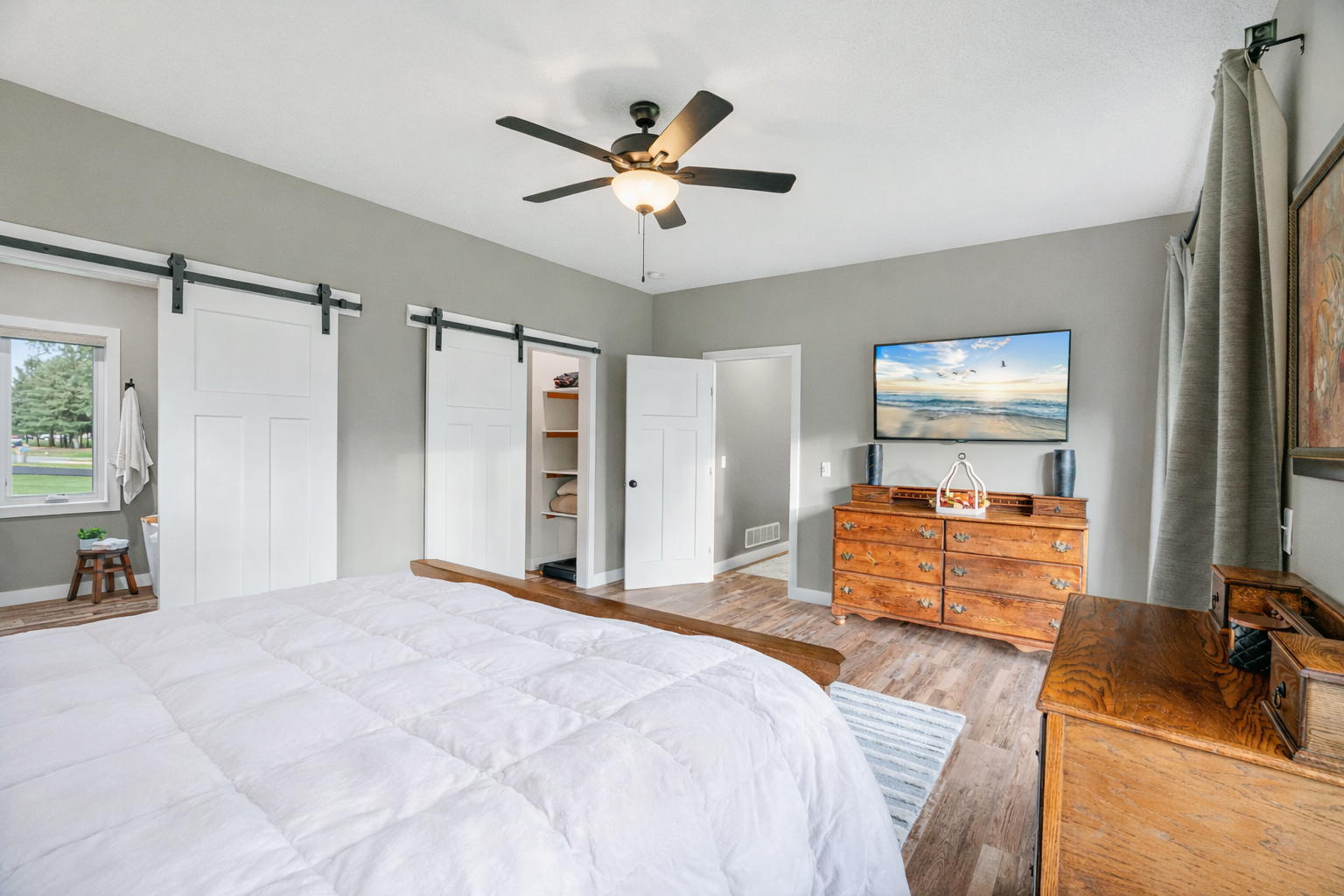 Cannon Falls, Minnesota, 55009, United States, 4 Bedrooms Bedrooms, ,3 BathroomsBathrooms,Residential,Active,2007288