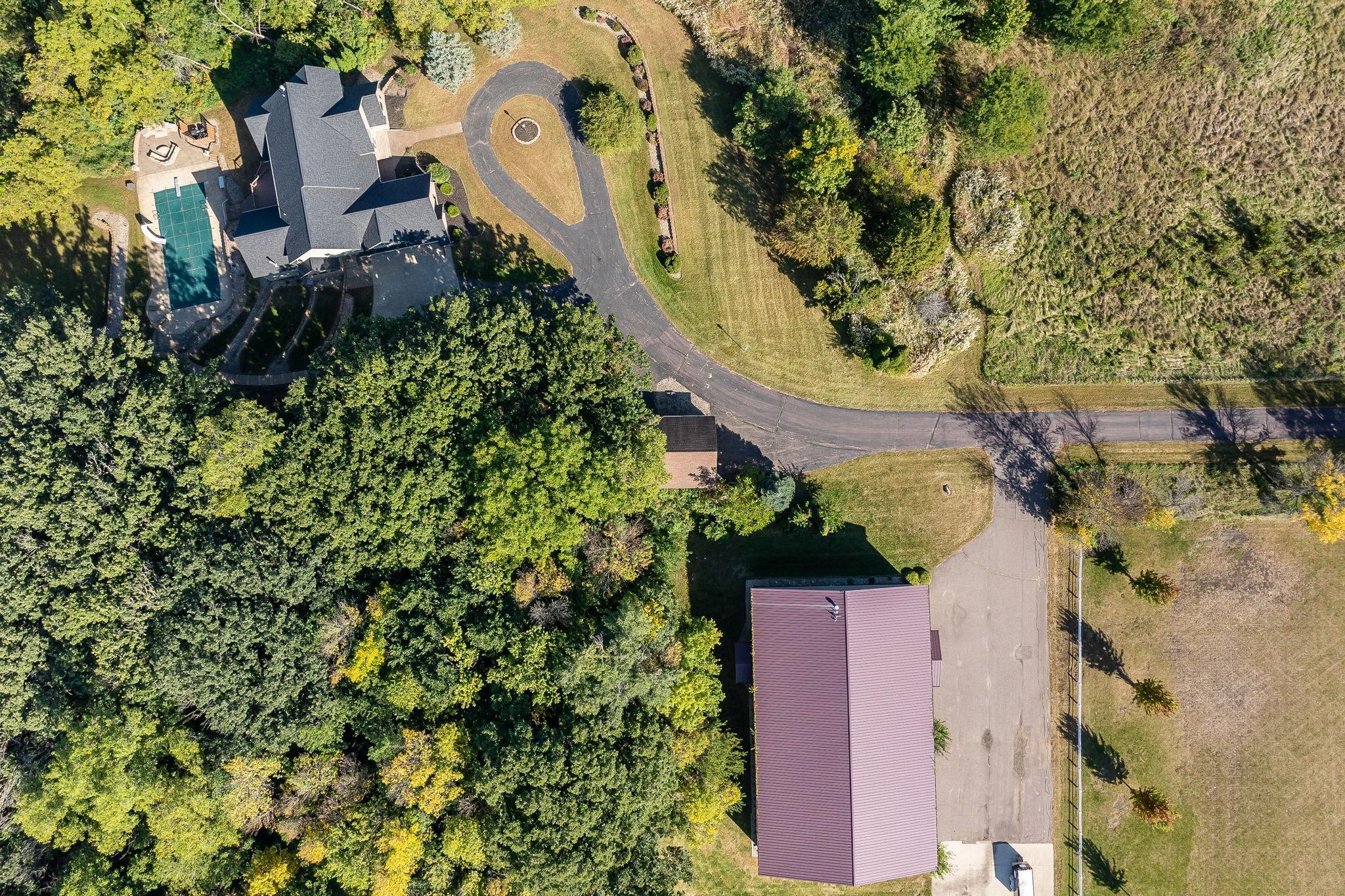 Fairmont, Minnesota, 56031, United States, 5 Bedrooms Bedrooms, ,6 BathroomsBathrooms,Residential,Active,1953012