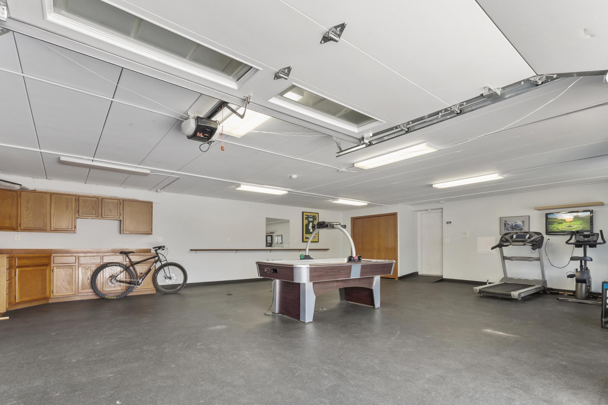 Elko, Minnesota, 55020, United States, 5 Bedrooms Bedrooms, ,5 BathroomsBathrooms,Residential,Active,1942358