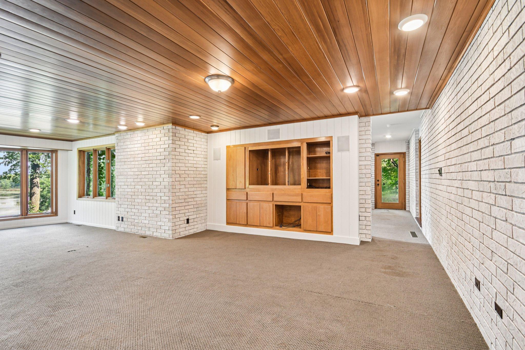 North Oaks, Minnesota, 55127, United States, 5 Bedrooms Bedrooms, ,5 BathroomsBathrooms,Residential,Active,1943773
