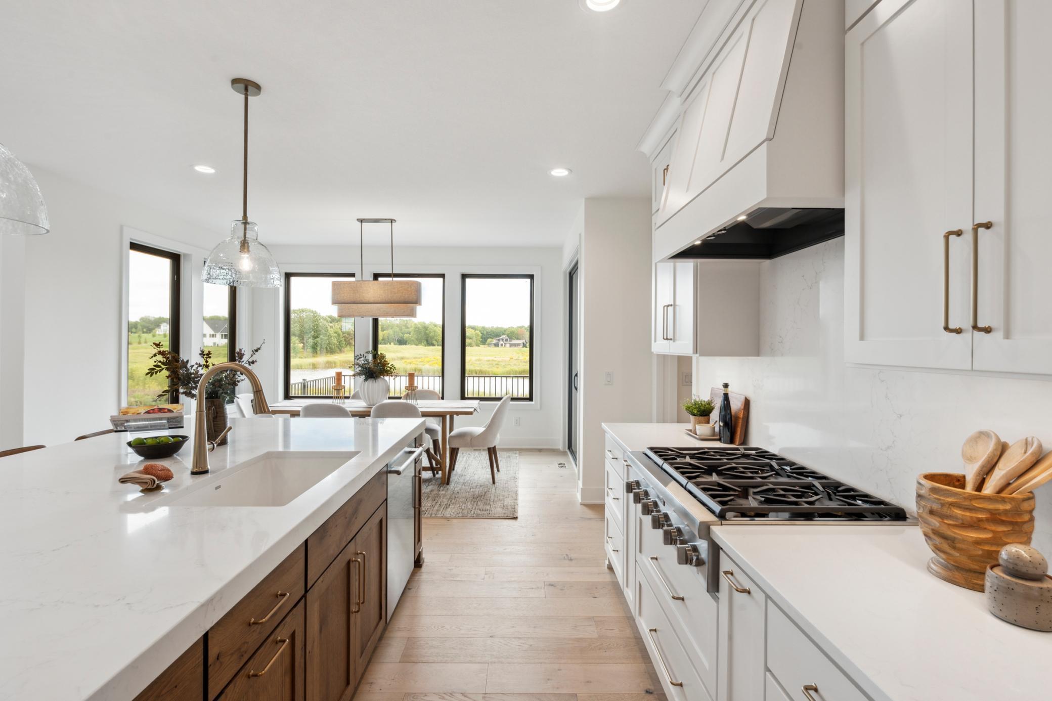 Prior Lake, Minnesota, 55372, United States, 5 Bedrooms Bedrooms, ,6 BathroomsBathrooms,Residential,Active,2010543