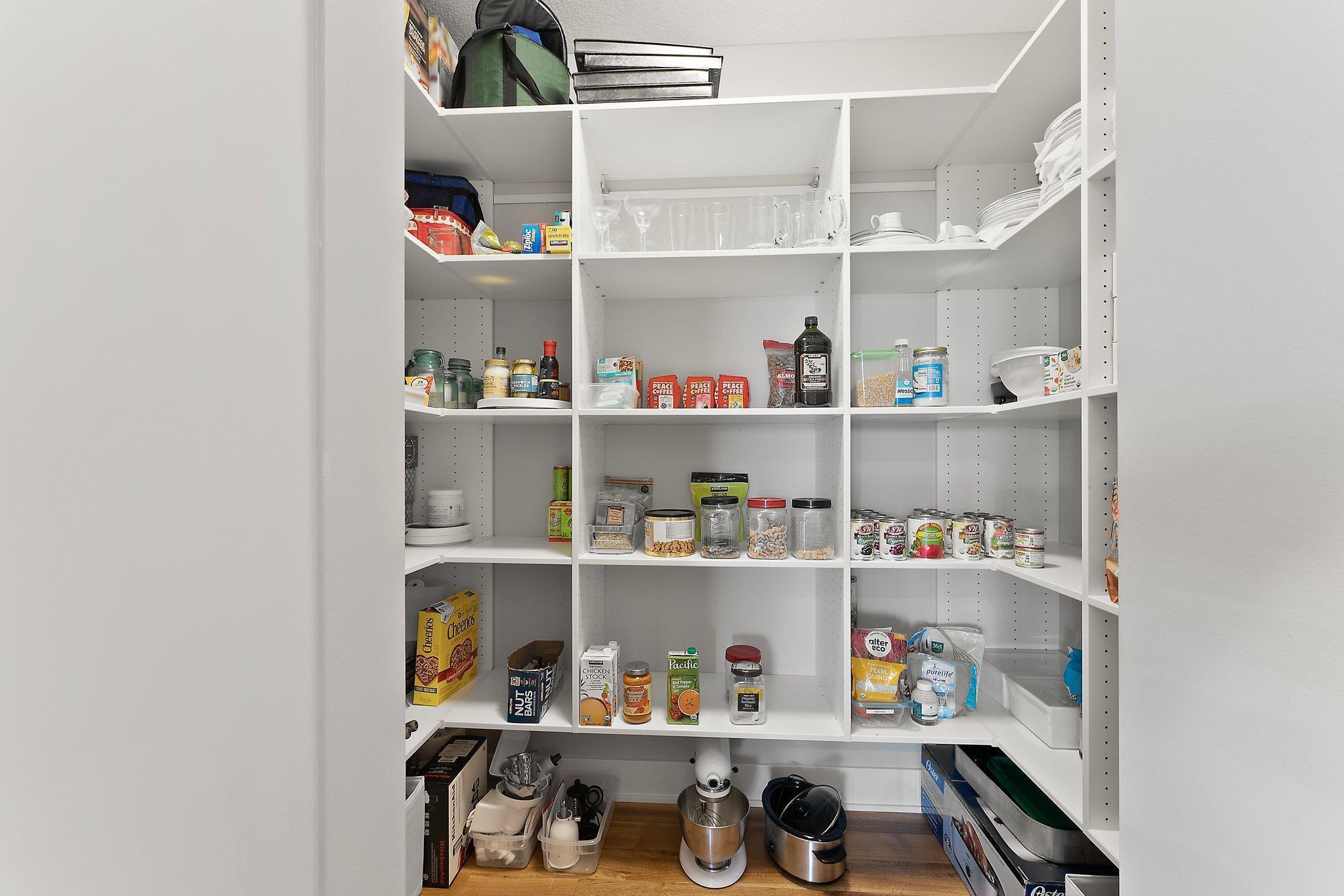 Wayzata, Minnesota, 55391, United States, 3 Bedrooms Bedrooms, ,3 BathroomsBathrooms,Residential,Active,2018191