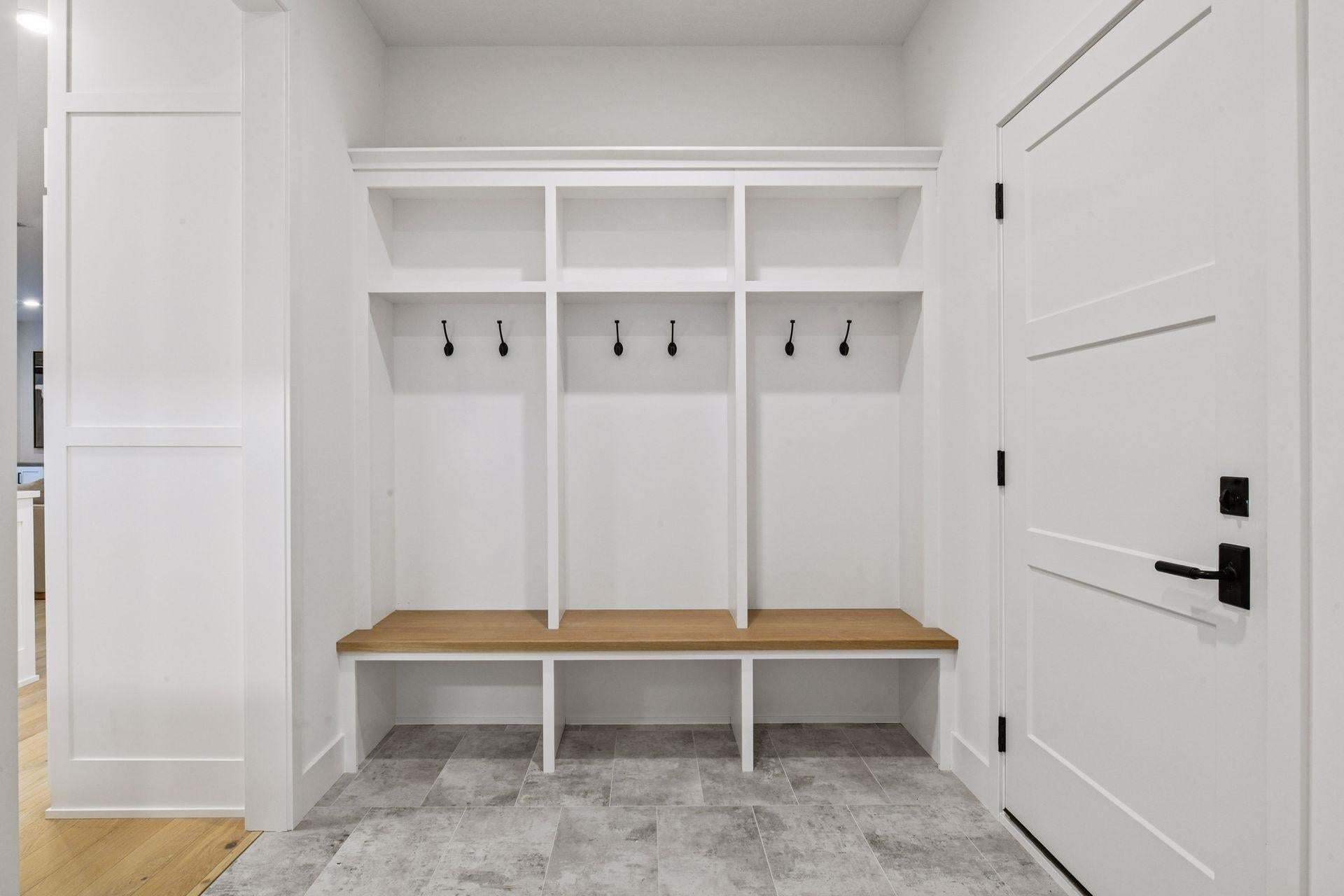 Excelsior, Minnesota, 55331, United States, 5 Bedrooms Bedrooms, ,4 BathroomsBathrooms,Residential,Active,1926701