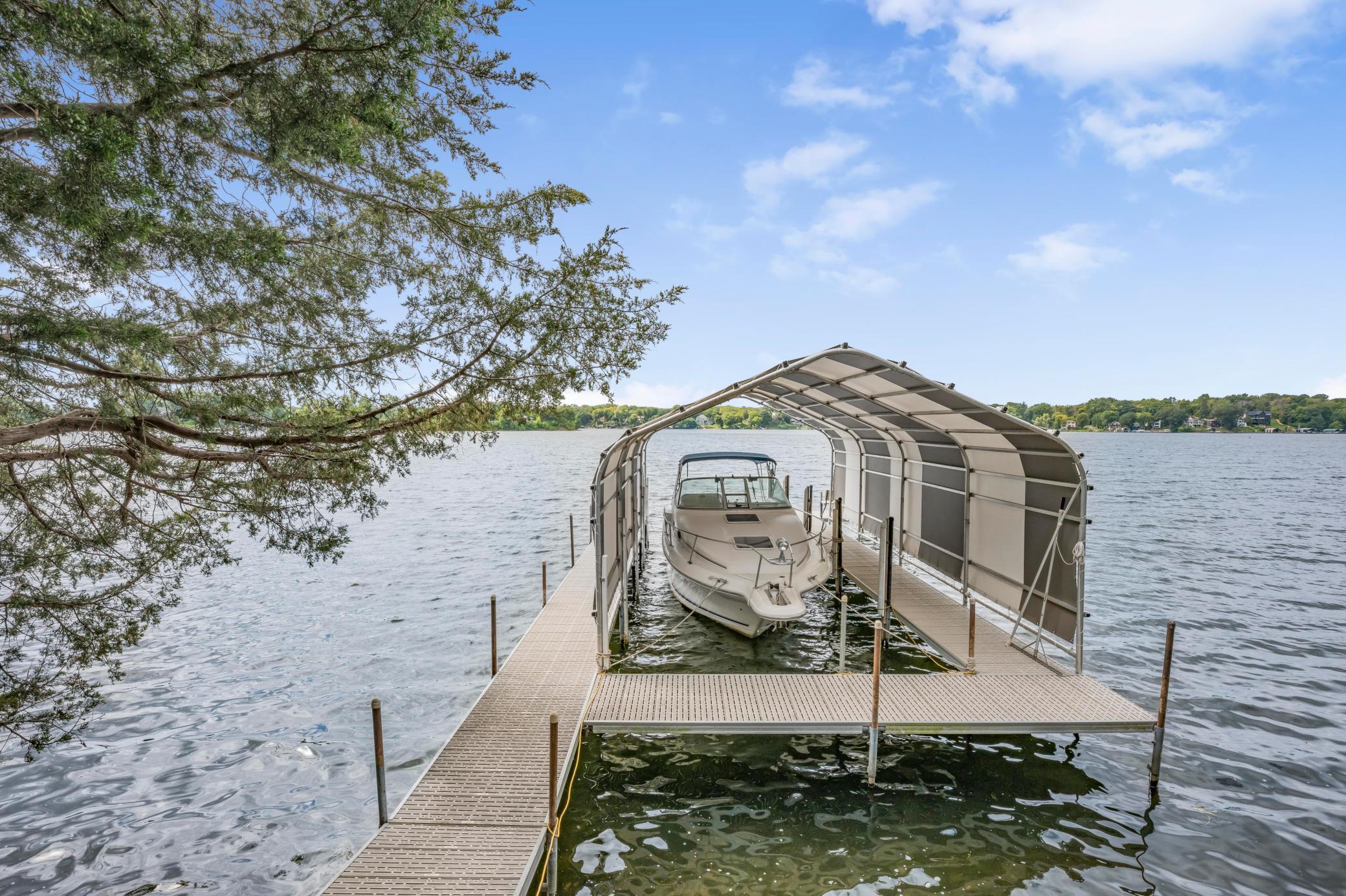 Orono, Minnesota, 55356, United States, 6 Bedrooms Bedrooms, ,6 BathroomsBathrooms,Residential,Active,1936632