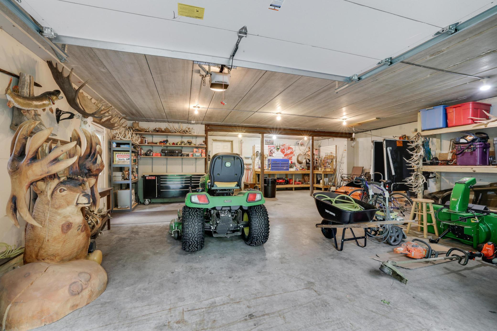 Prescott, Wisconsin, 54021, United States, 5 Bedrooms Bedrooms, ,4 BathroomsBathrooms,Residential,Active,1922293