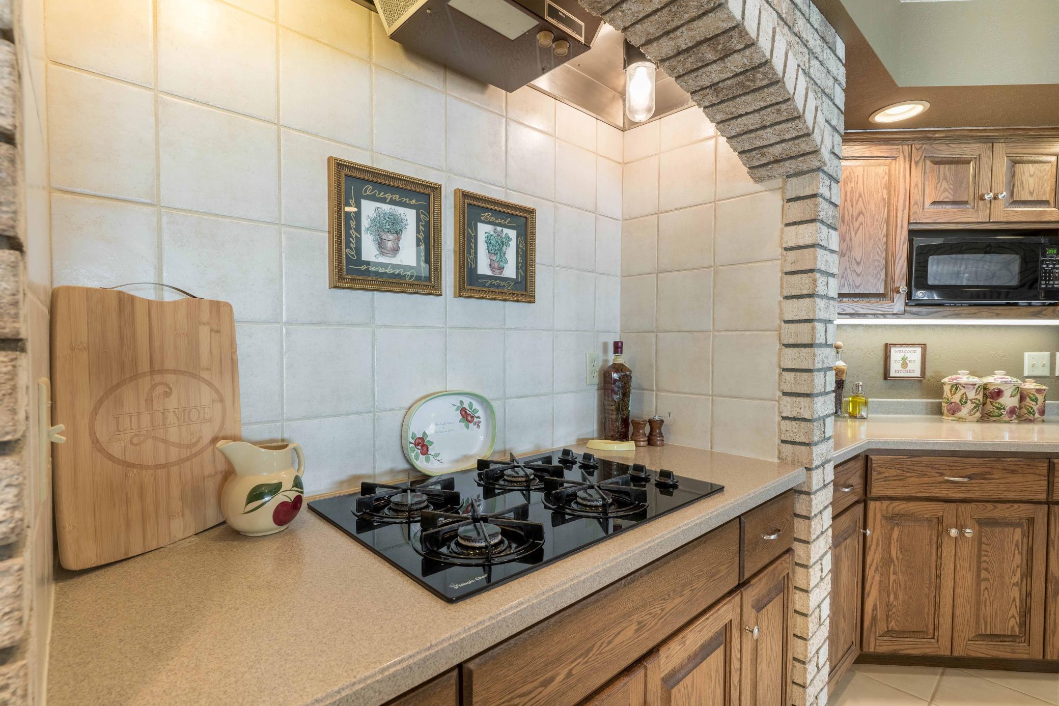 Alexandria, Minnesota, 56308, United States, 4 Bedrooms Bedrooms, ,6 BathroomsBathrooms,Residential,Active,1964256