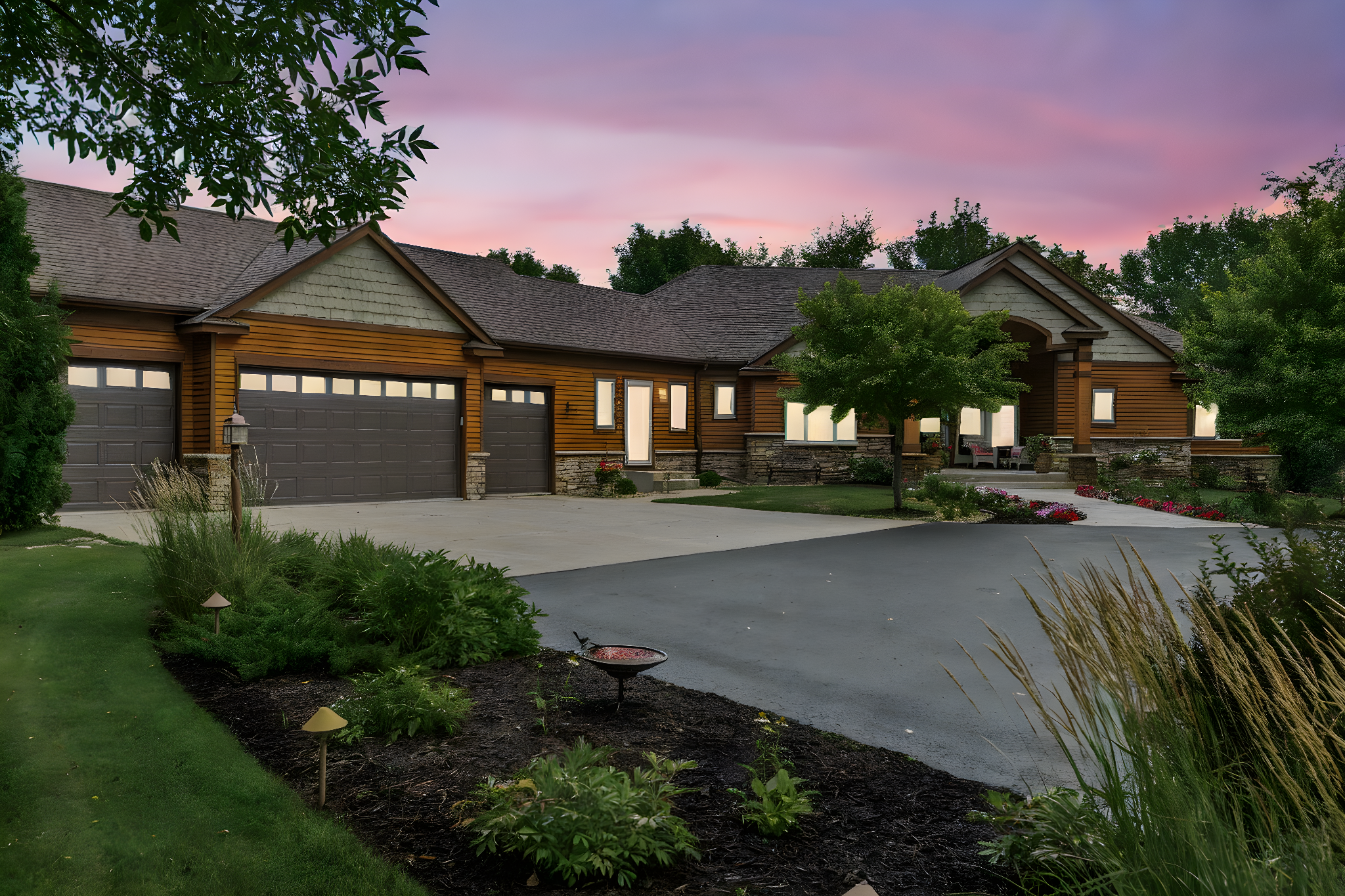 Rogers, Minnesota, 55374, United States, 5 Bedrooms Bedrooms, ,5 BathroomsBathrooms,Residential,Active,1914592