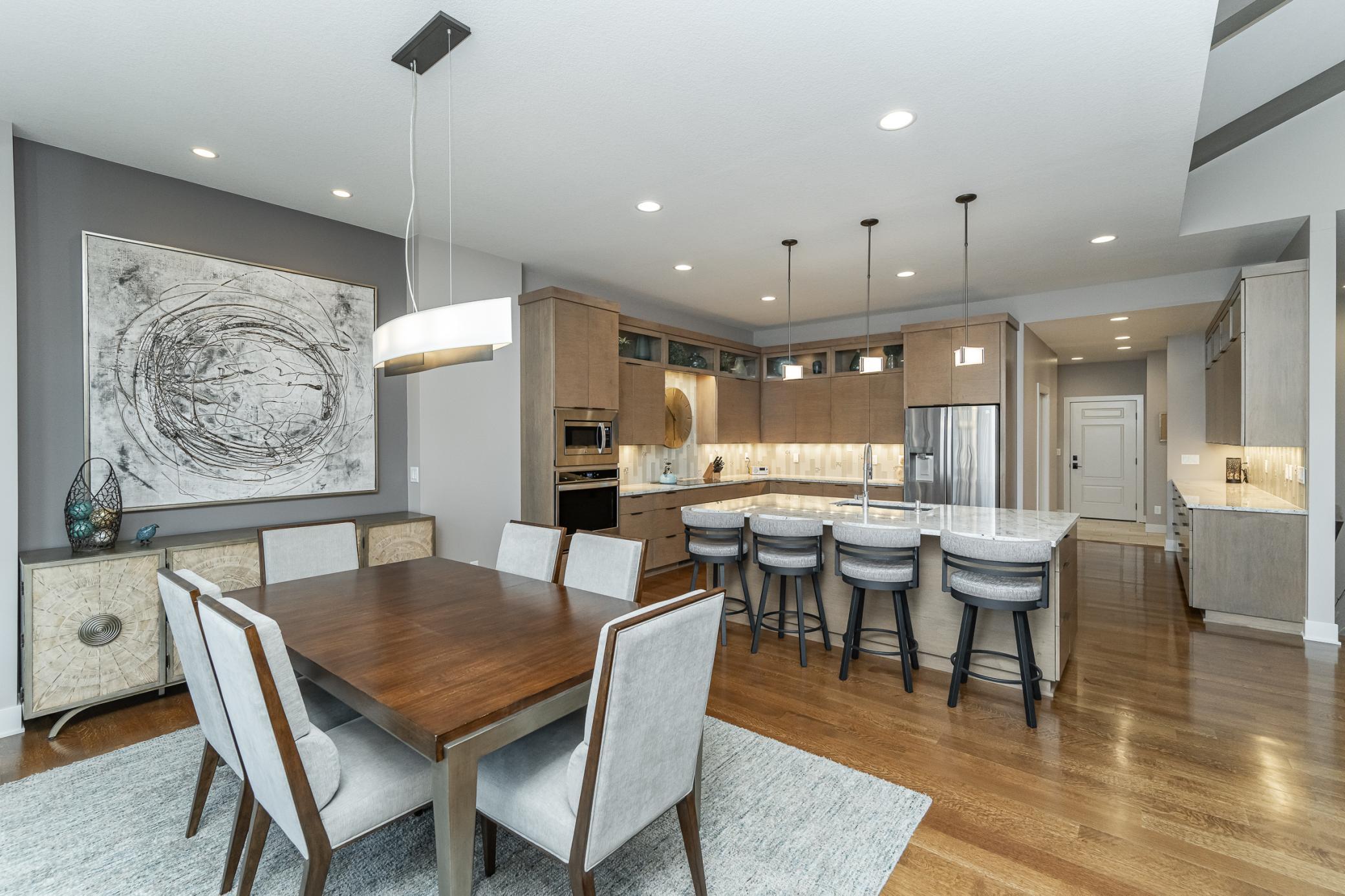 Rochester, Minnesota, 55902, United States, 4 Bedrooms Bedrooms, ,3 BathroomsBathrooms,Residential,Active,1905106