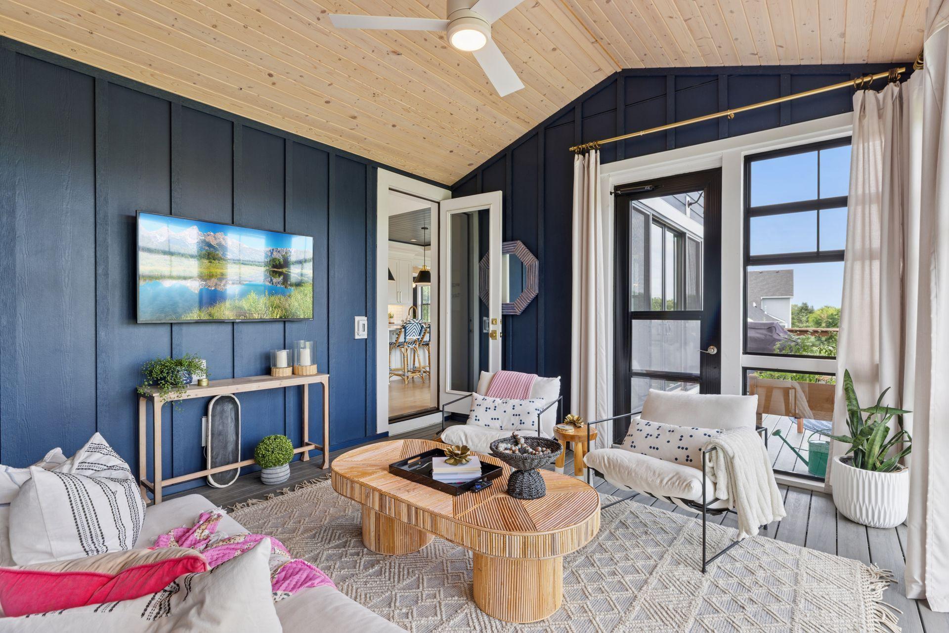 Woodbury, Minnesota, 55129, United States, 6 Bedrooms Bedrooms, ,6 BathroomsBathrooms,Residential,Active,1871286