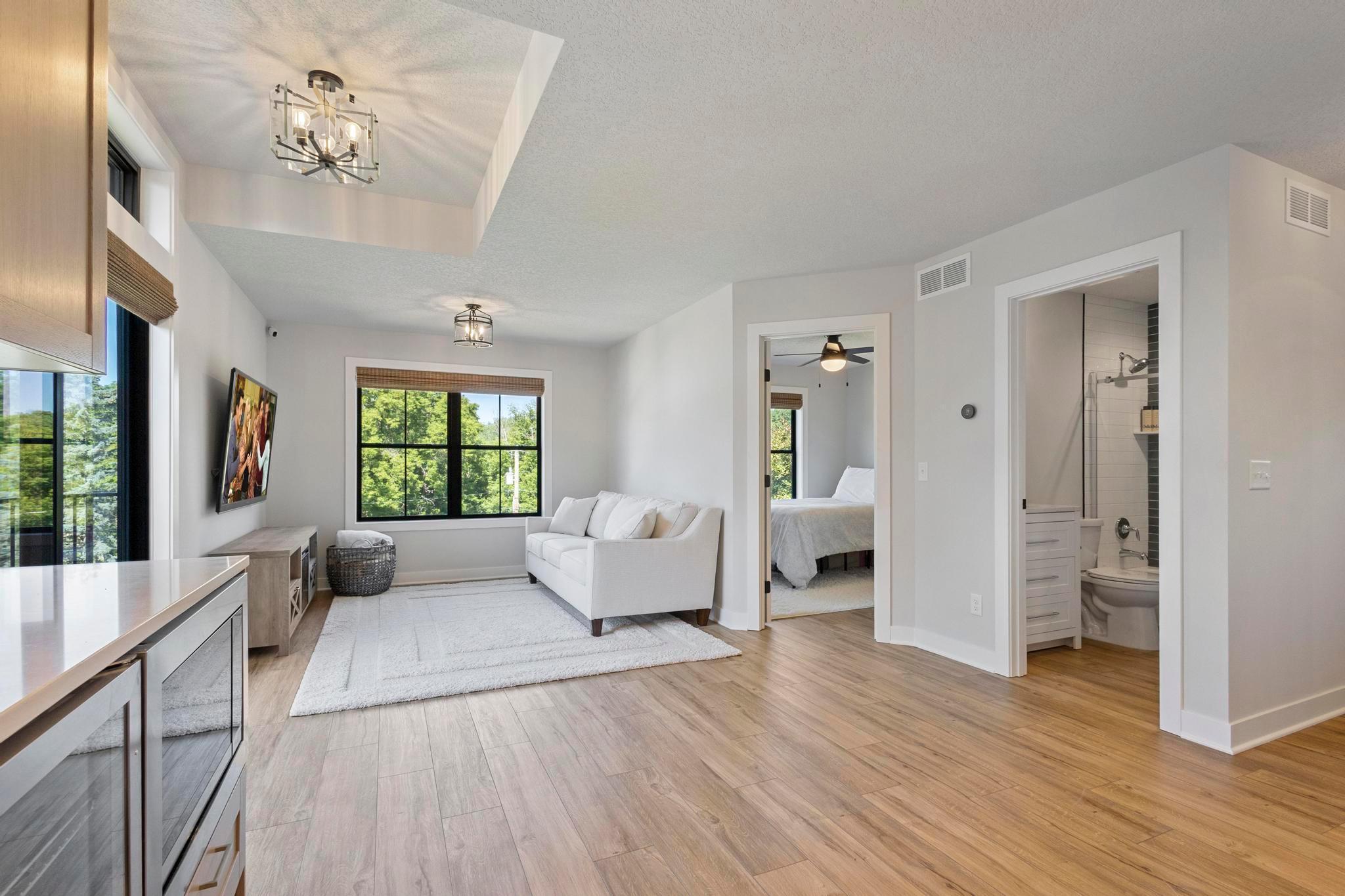 Excelsior, Minnesota, 55331, United States, 5 Bedrooms Bedrooms, ,5 BathroomsBathrooms,Residential,Active,1880009