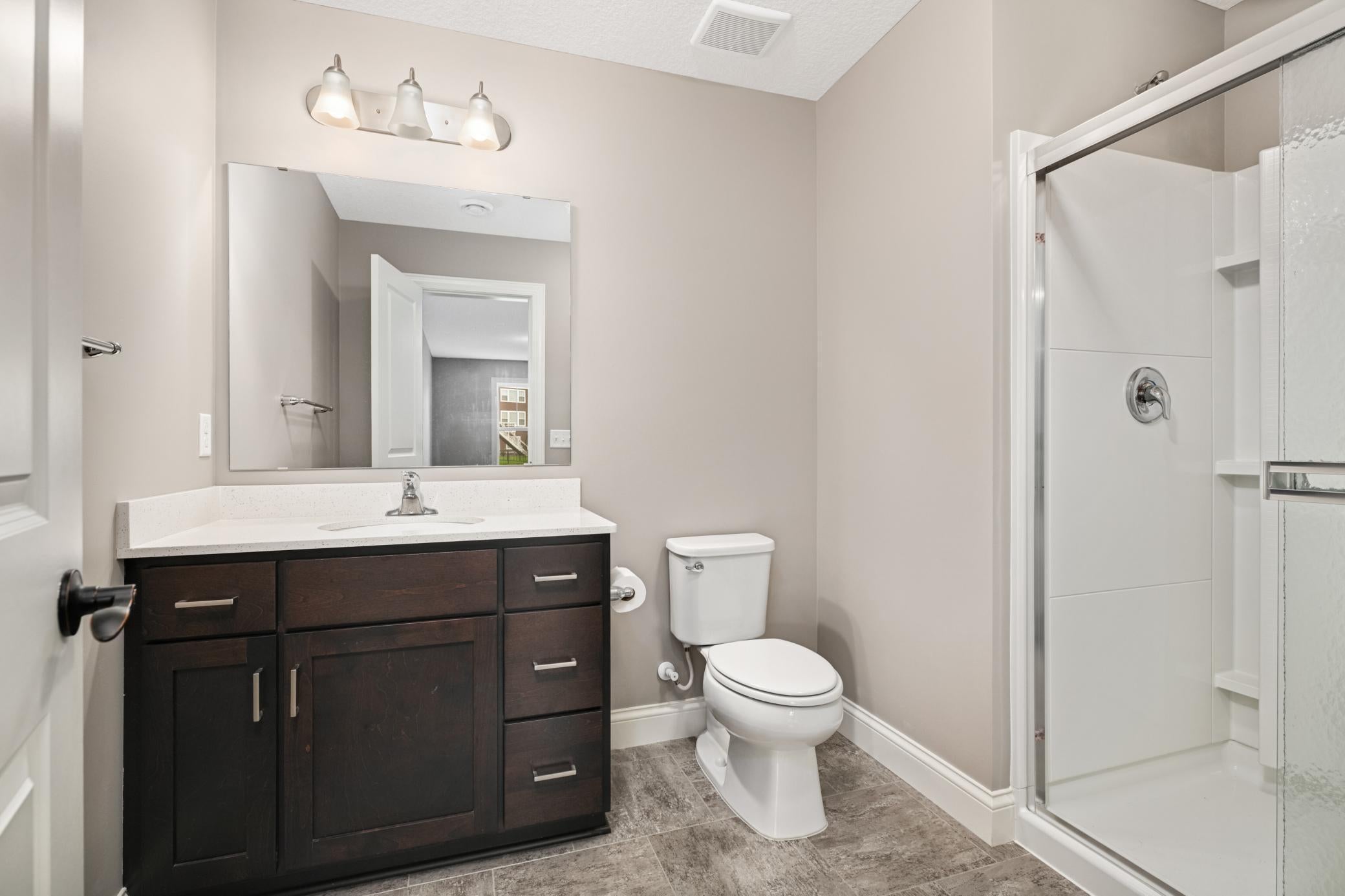 Lakeville, Minnesota, 55044, United States, 5 Bedrooms Bedrooms, ,6 BathroomsBathrooms,Residential,Active,1943786