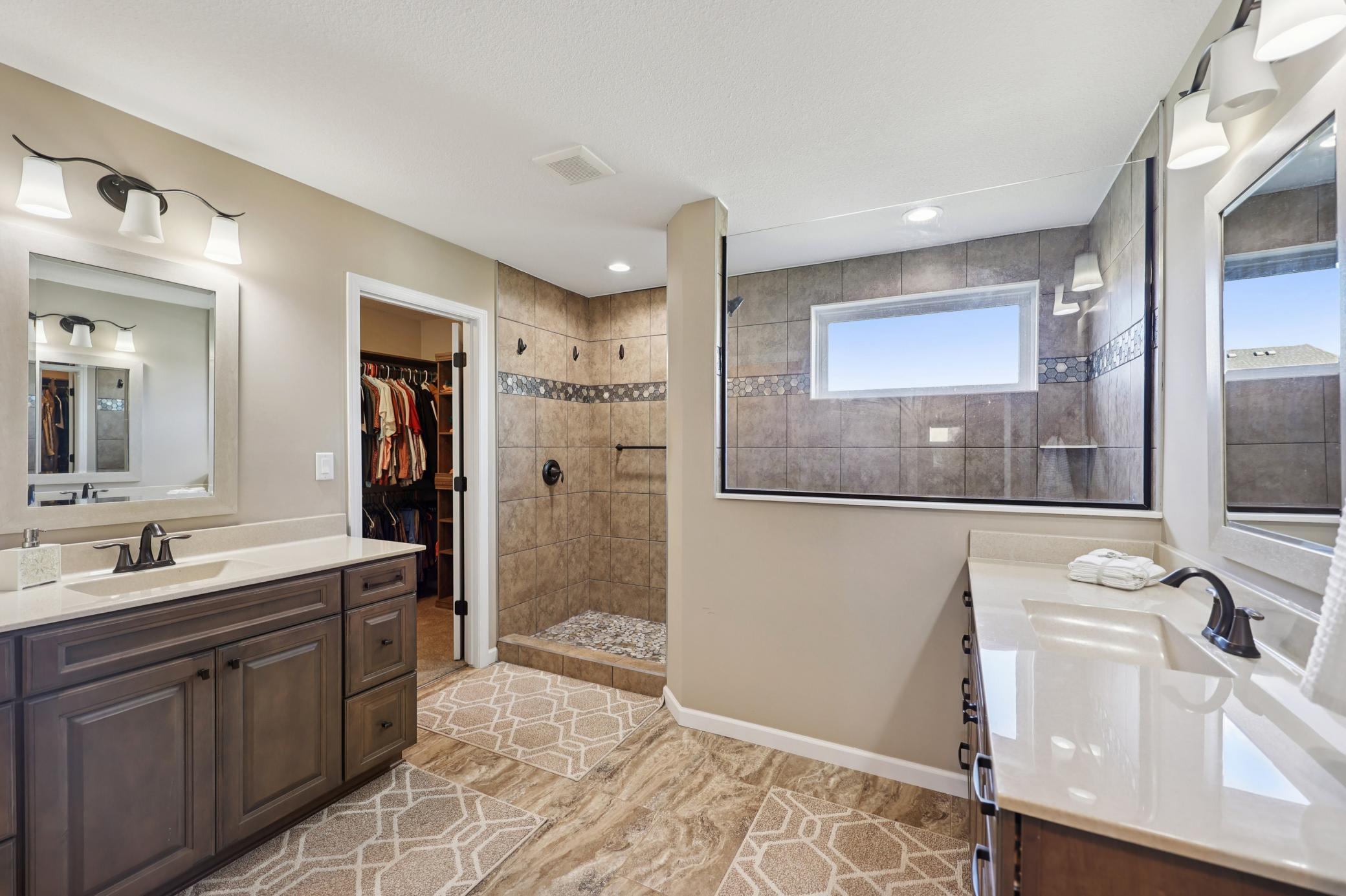 Eden Prairie, Minnesota, 55347, United States, 5 Bedrooms Bedrooms, ,6 BathroomsBathrooms,Residential,Active,2006884