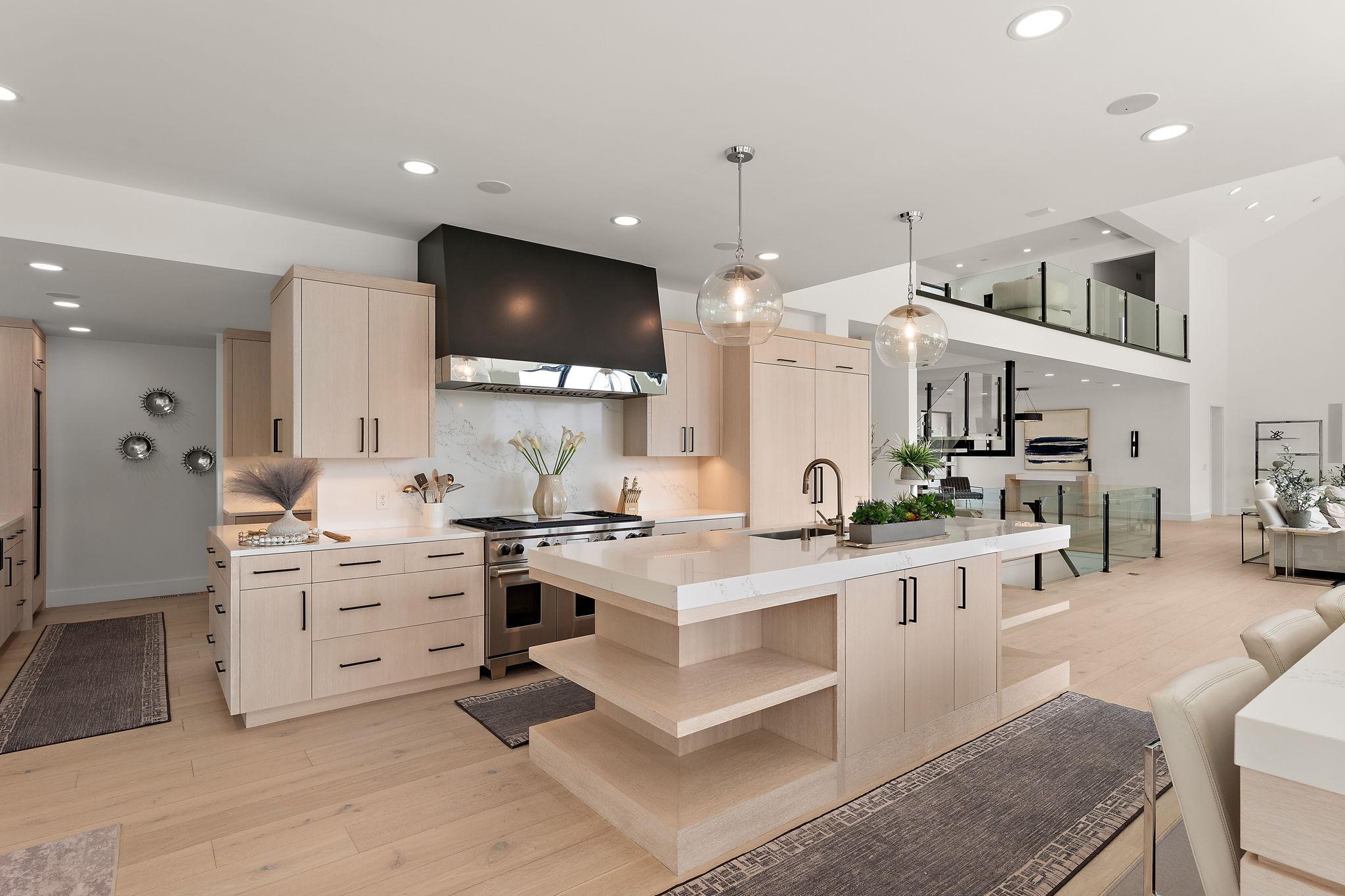 Wayzata, Minnesota, 55391, United States, 8 Bedrooms Bedrooms, ,11 BathroomsBathrooms,Residential,Active,1959932