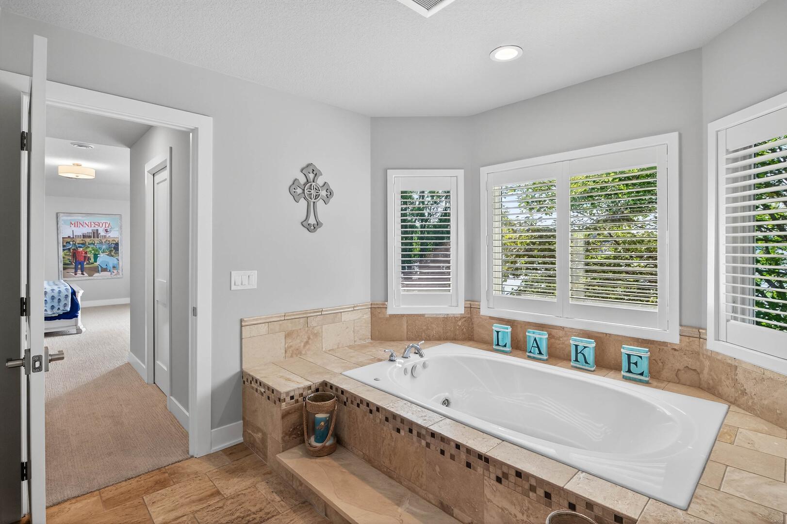 Mound, Minnesota, 55364, United States, 5 Bedrooms Bedrooms, ,4 BathroomsBathrooms,Residential,Active,1945534