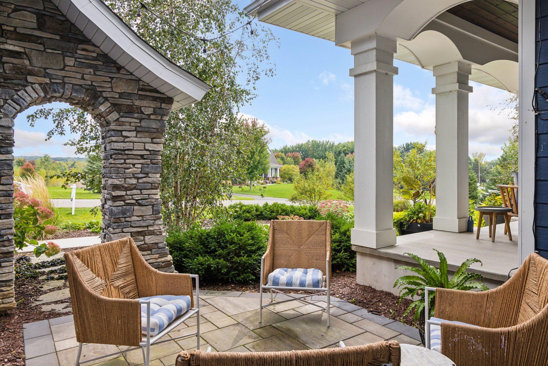 Woodbury, Minnesota, 55129, United States, 6 Bedrooms Bedrooms, ,6 BathroomsBathrooms,Residential,Active,1871286