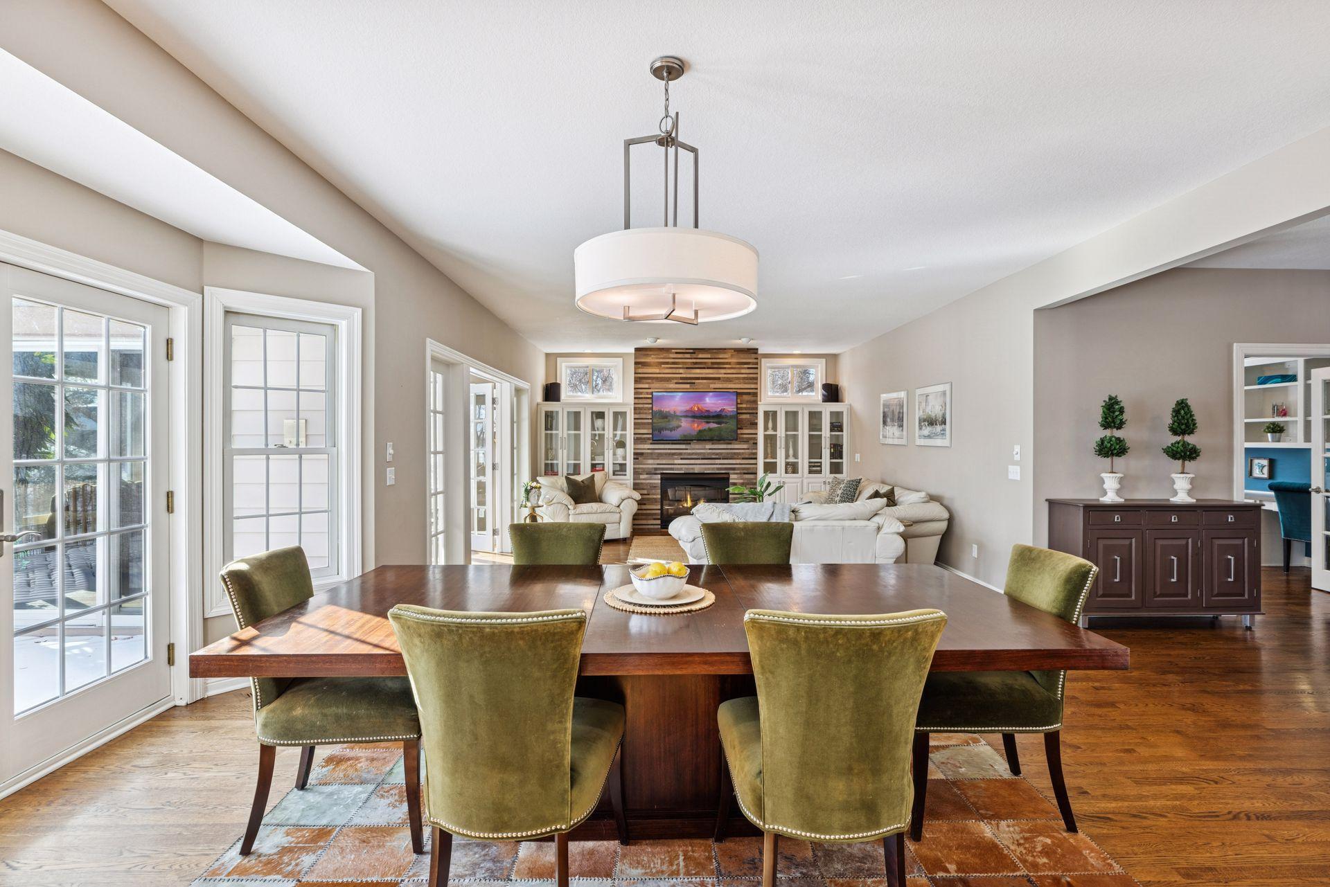 West Saint Paul, Minnesota, 55118, United States, 5 Bedrooms Bedrooms, ,5 BathroomsBathrooms,Residential,Active,2013431