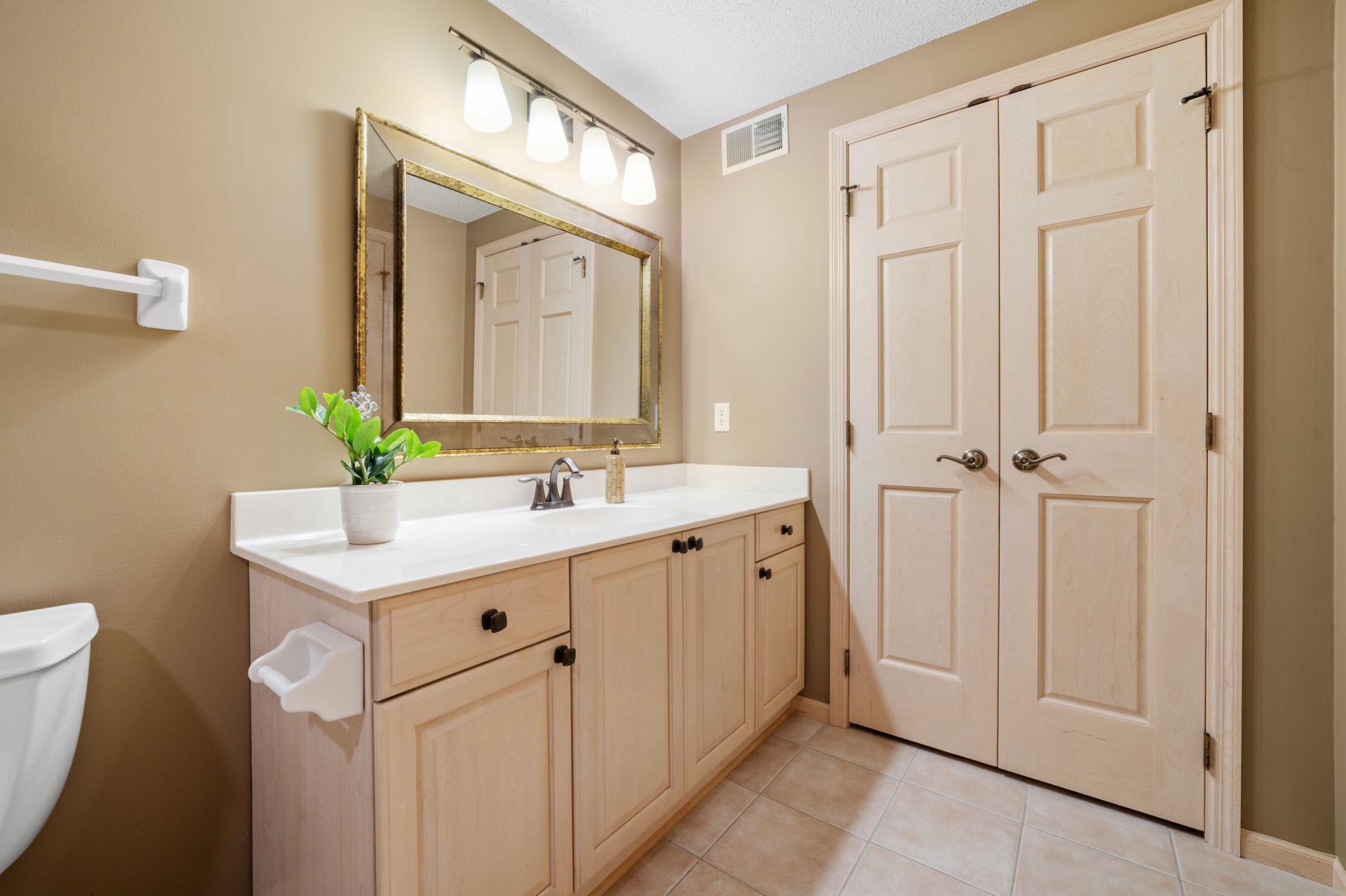 Wayzata, Minnesota, 55391, United States, 4 Bedrooms Bedrooms, ,3 BathroomsBathrooms,Residential,Active,1953718