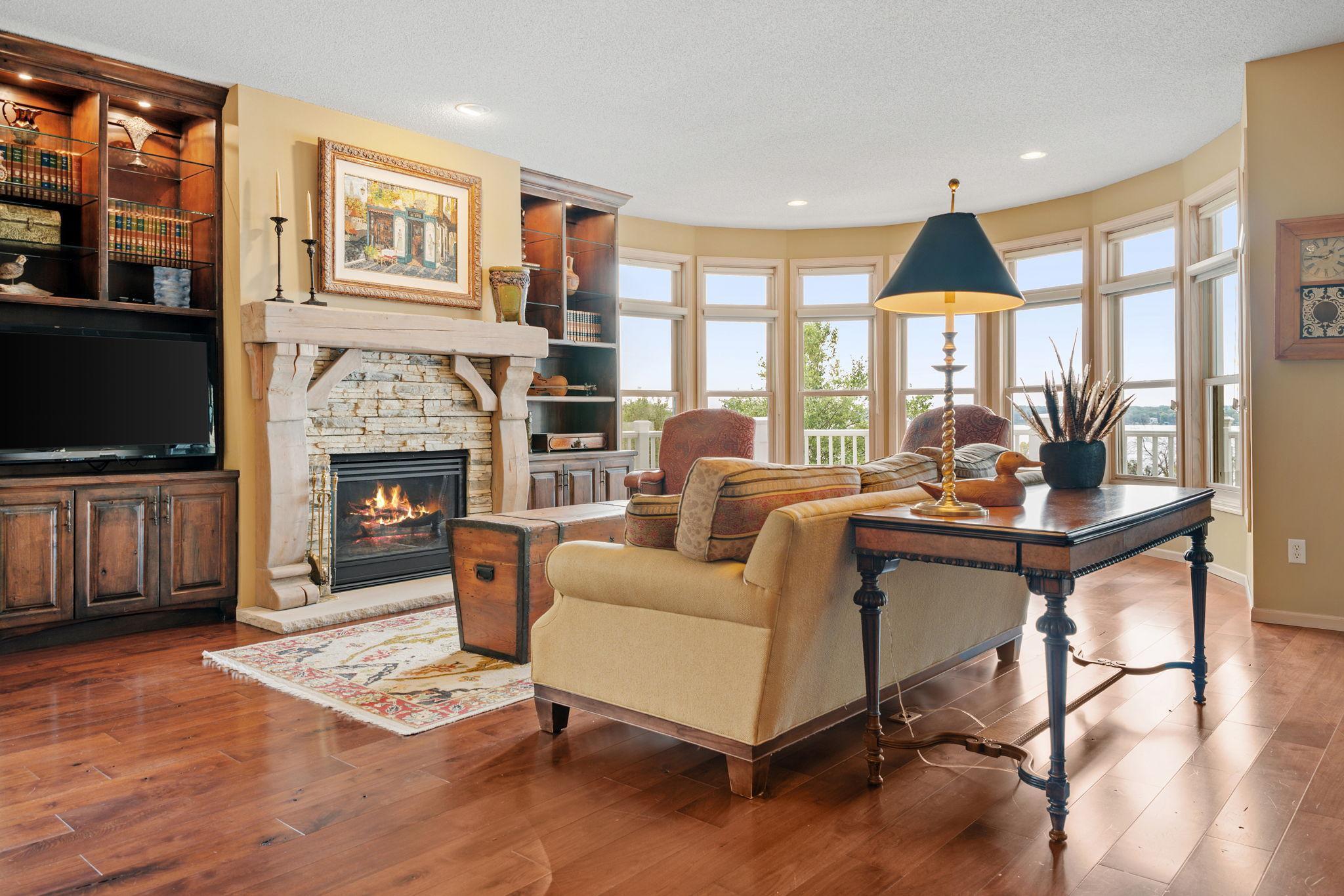 Wayzata, Minnesota, 55391, United States, 4 Bedrooms Bedrooms, ,3 BathroomsBathrooms,Residential,Active,1953718