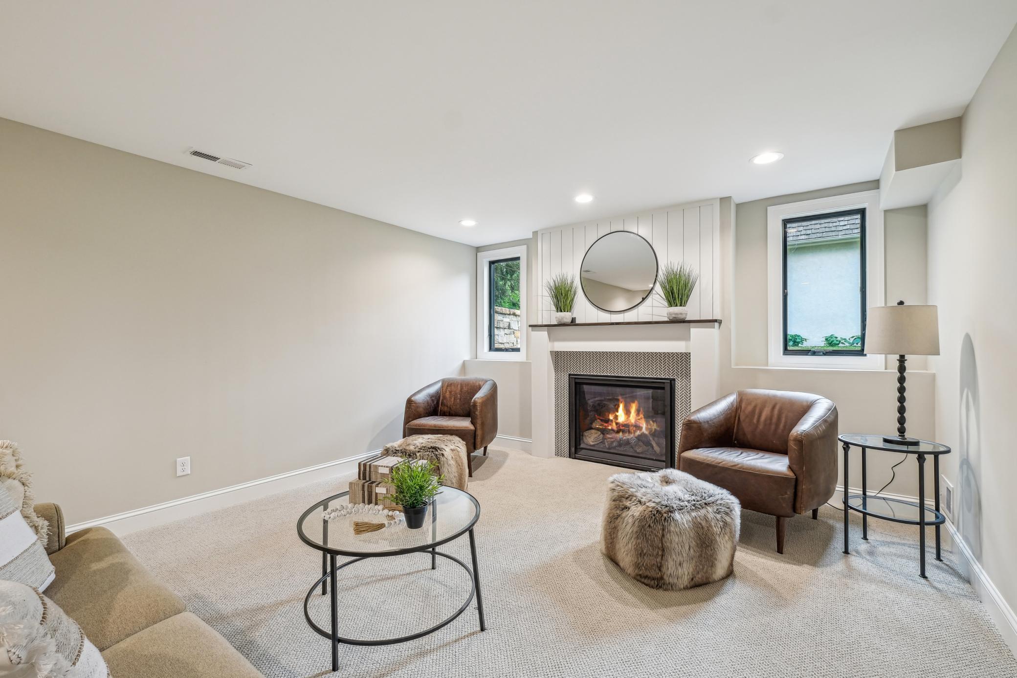 Eden Prairie, Minnesota, 55347, United States, ,4 BathroomsBathrooms,Residential,Active,1843432