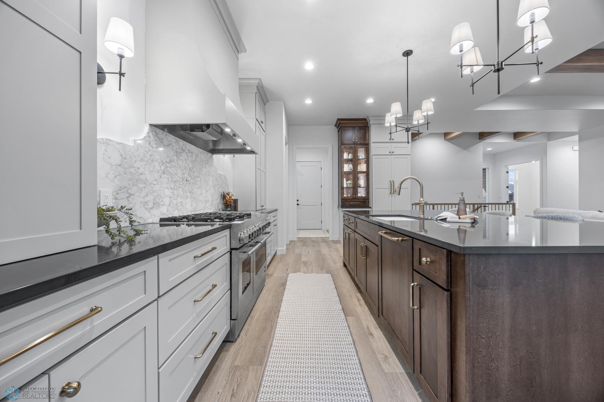 Fargo, North Dakota, 58104, United States, 3 Bedrooms Bedrooms, ,3 BathroomsBathrooms,Residential,Active,2007940