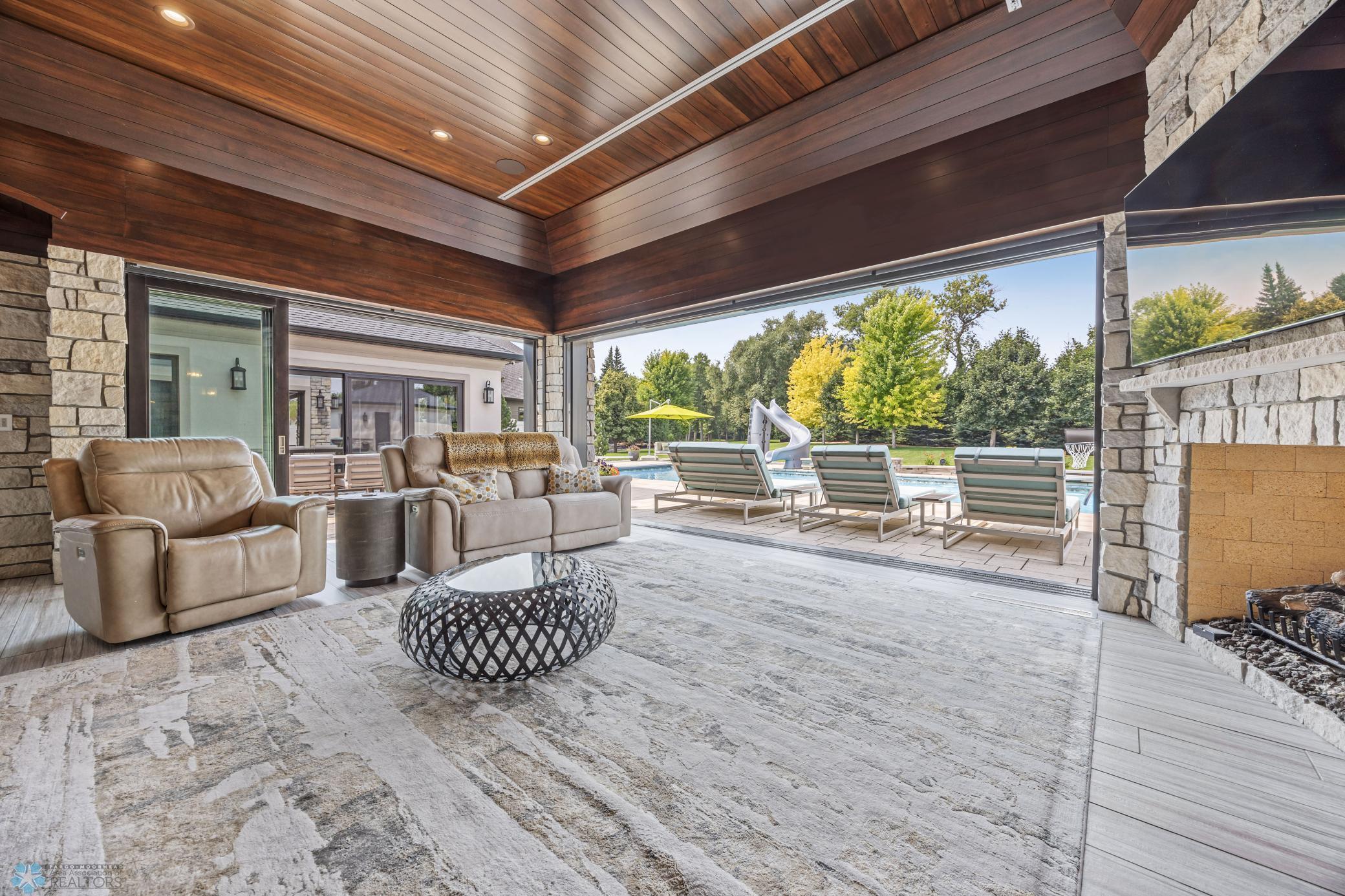 Fargo, North Dakota, 58104, United States, 5 Bedrooms Bedrooms, ,7 BathroomsBathrooms,Residential,Active,1941361