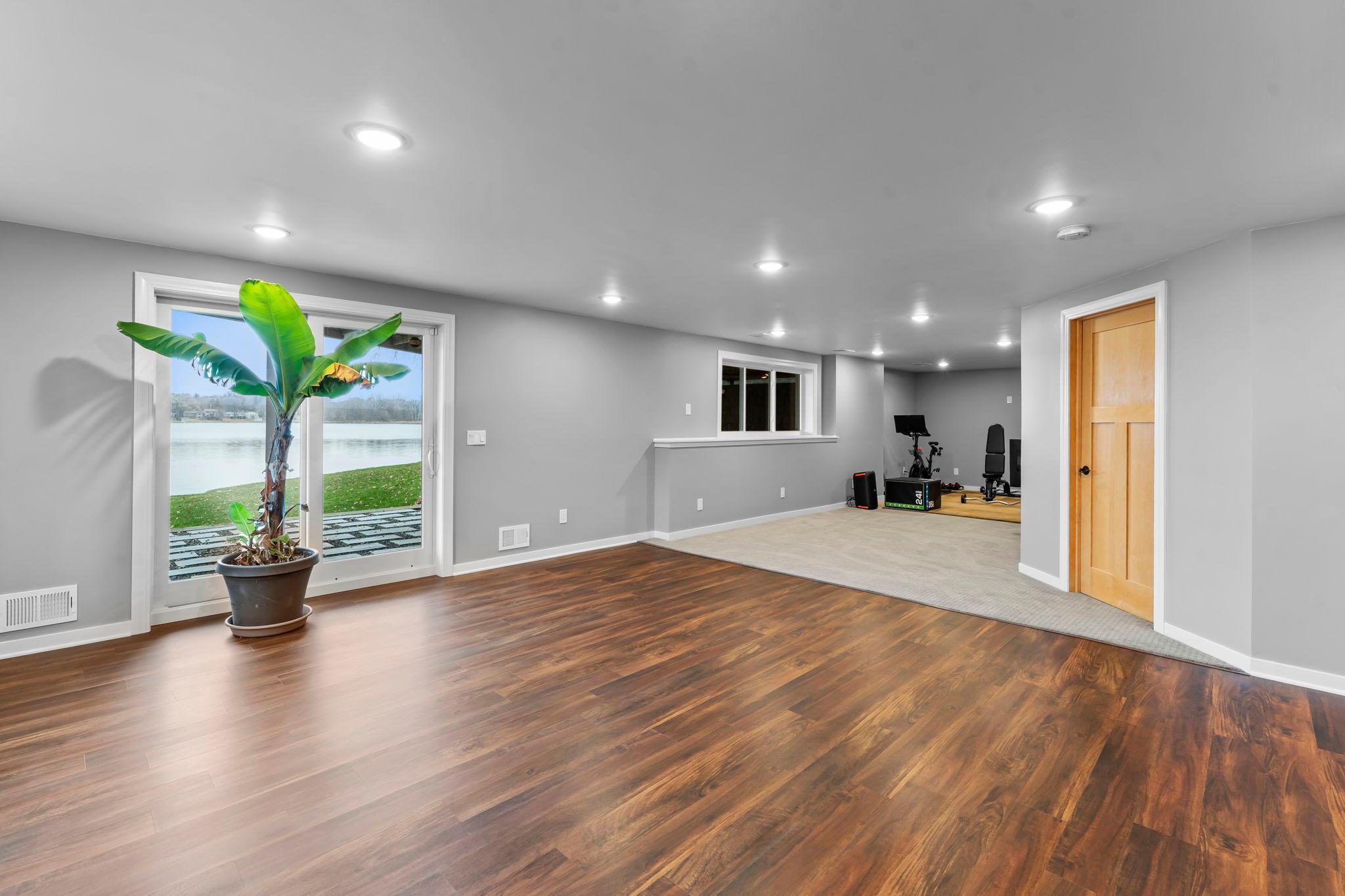 Saint Paul, Minnesota, 55126, United States, 4 Bedrooms Bedrooms, ,4 BathroomsBathrooms,Residential,Active,2027818