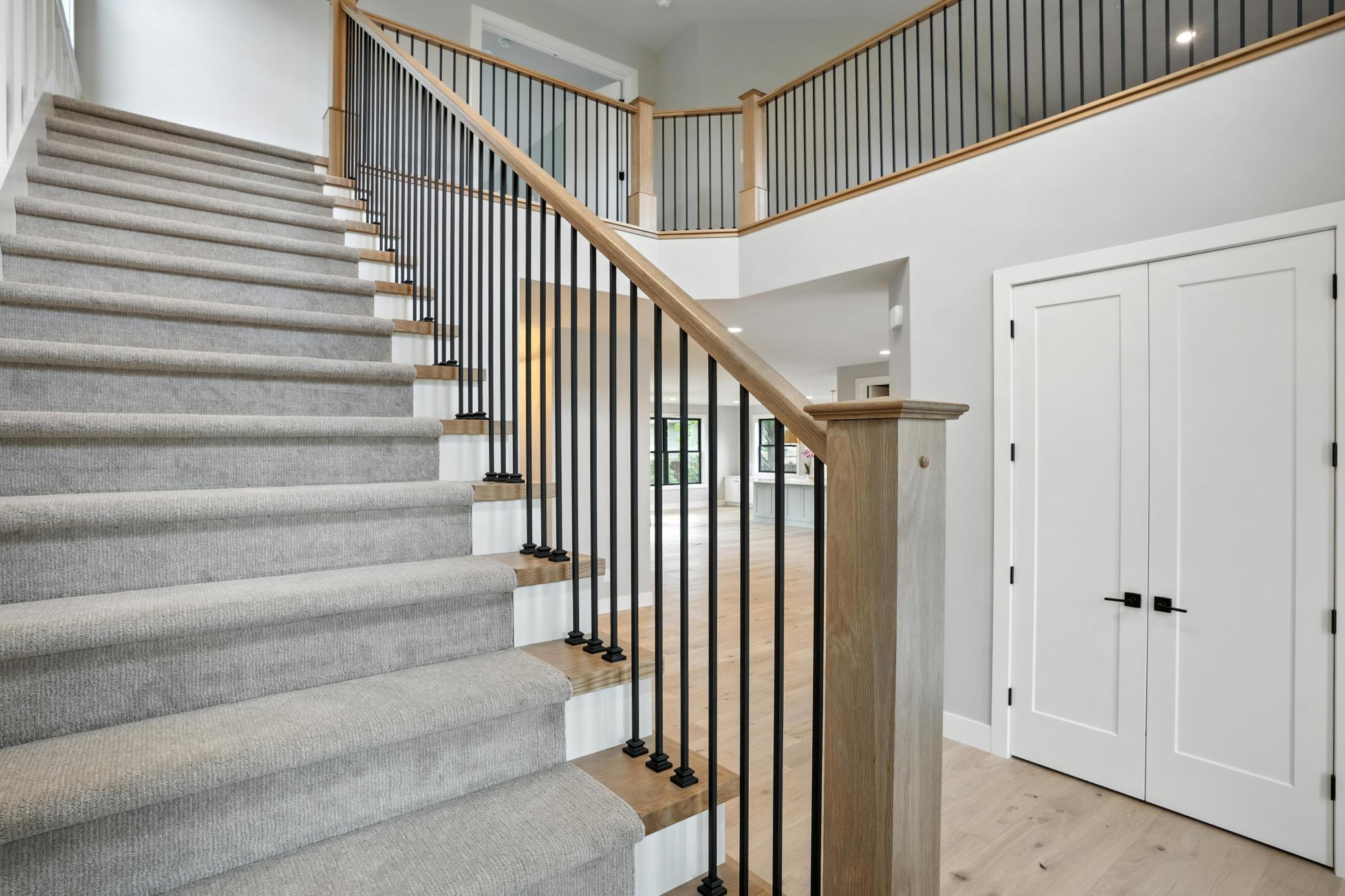 Minnetonka, Minnesota, 55345, United States, 5 Bedrooms Bedrooms, ,4 BathroomsBathrooms,Residential,Active,1900390