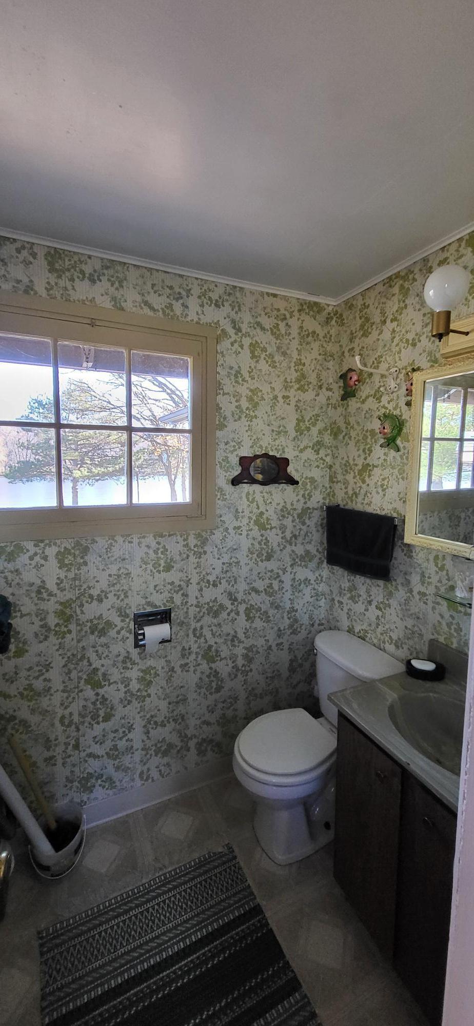 Marine On Saint Croix, Minnesota, 55047, United States, 2 Bedrooms Bedrooms, ,1 BathroomBathrooms,Residential,Active,1988450