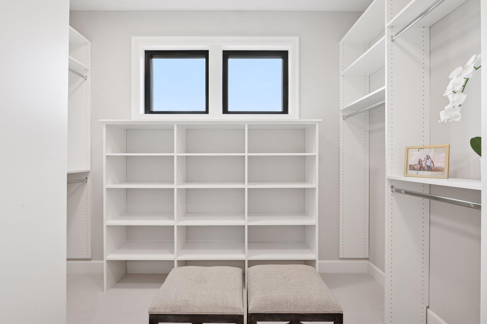 Shoreview, Minnesota, 55126, United States, ,3 BathroomsBathrooms,Residential,Active,1756386