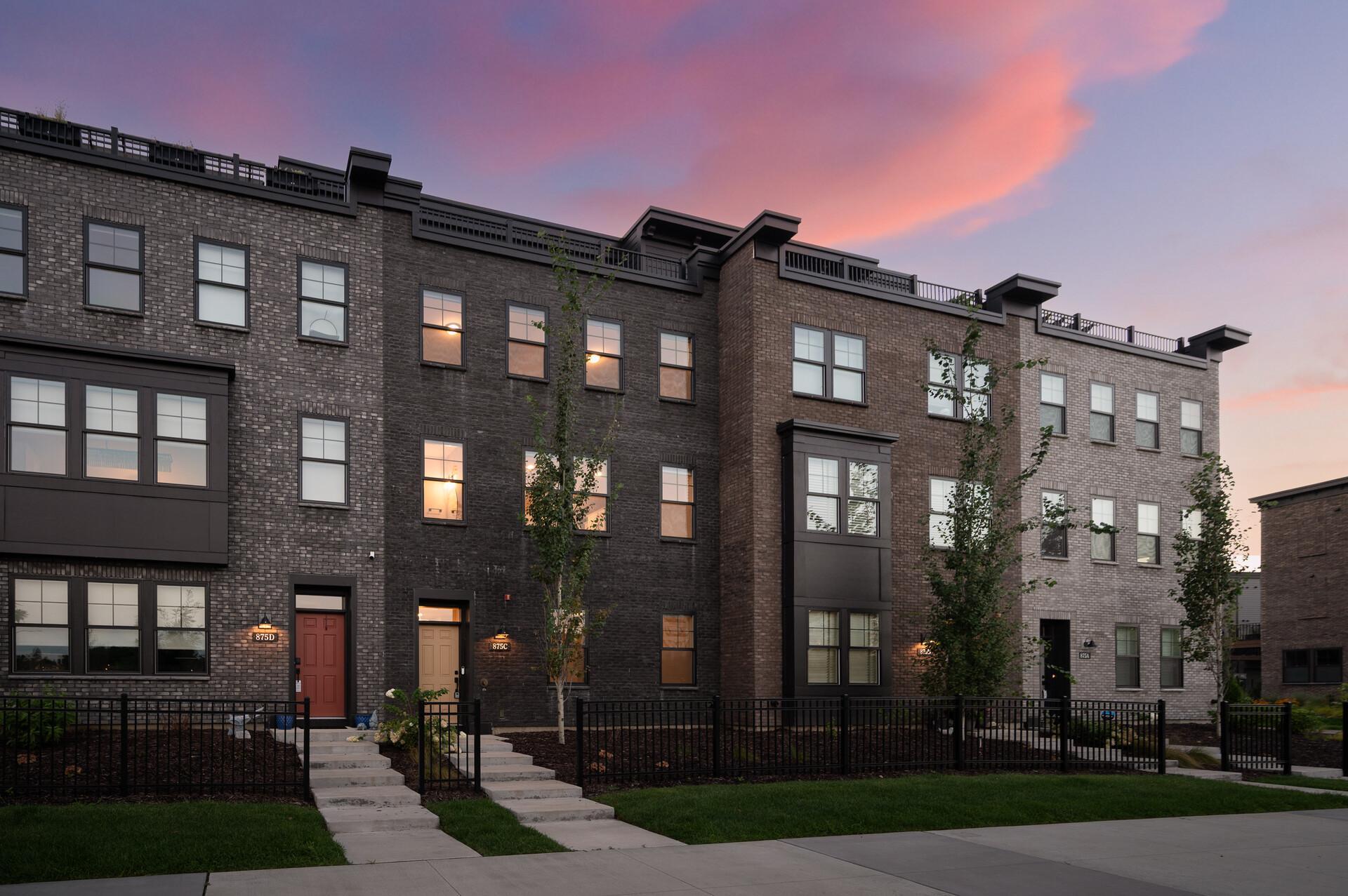 Saint Paul, Minnesota, 55116, United States, 4 Bedrooms Bedrooms, ,4 BathroomsBathrooms,Residential,Active,2003561