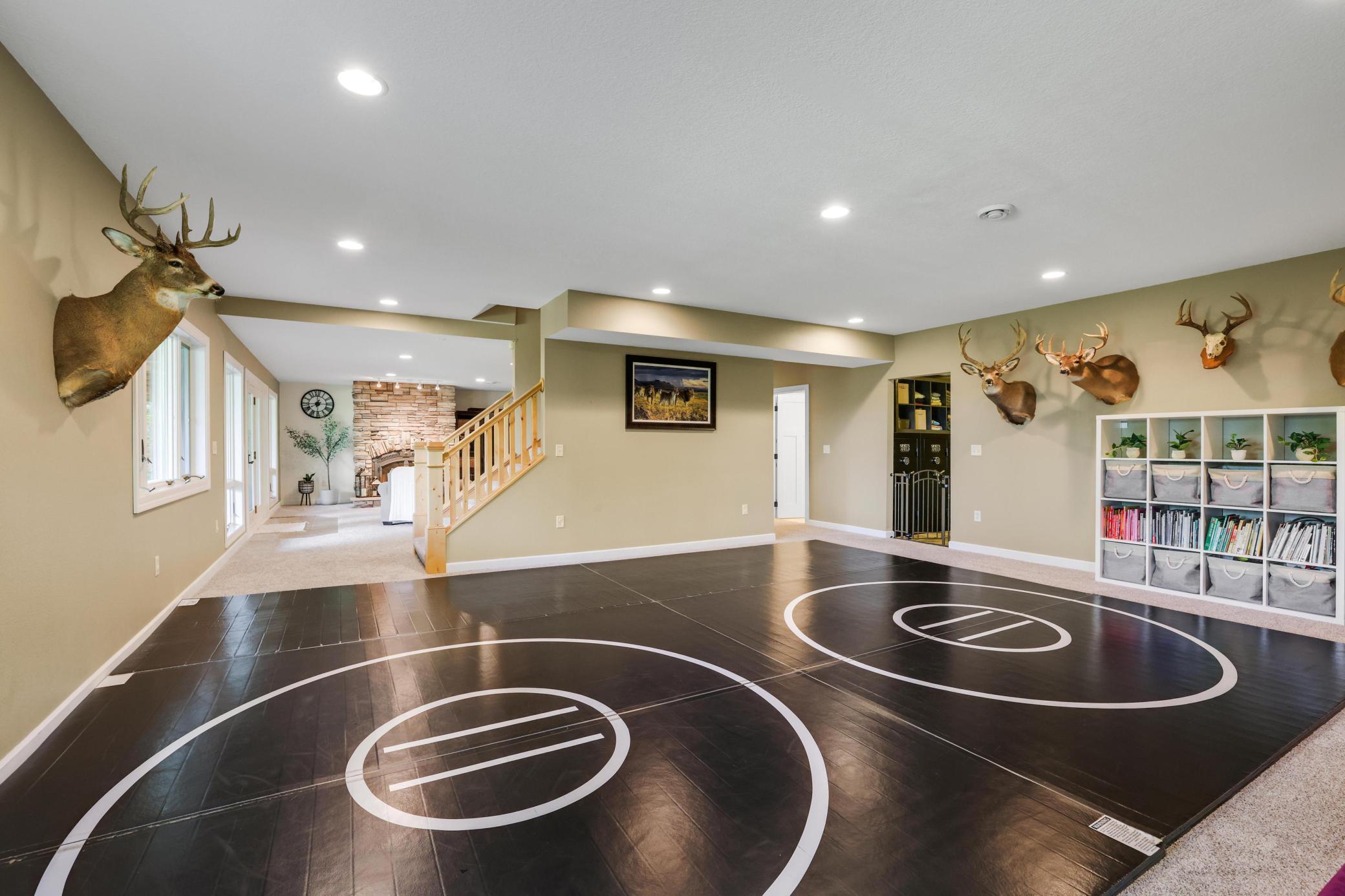 Prescott, Wisconsin, 54021, United States, 5 Bedrooms Bedrooms, ,4 BathroomsBathrooms,Residential,Active,1961932